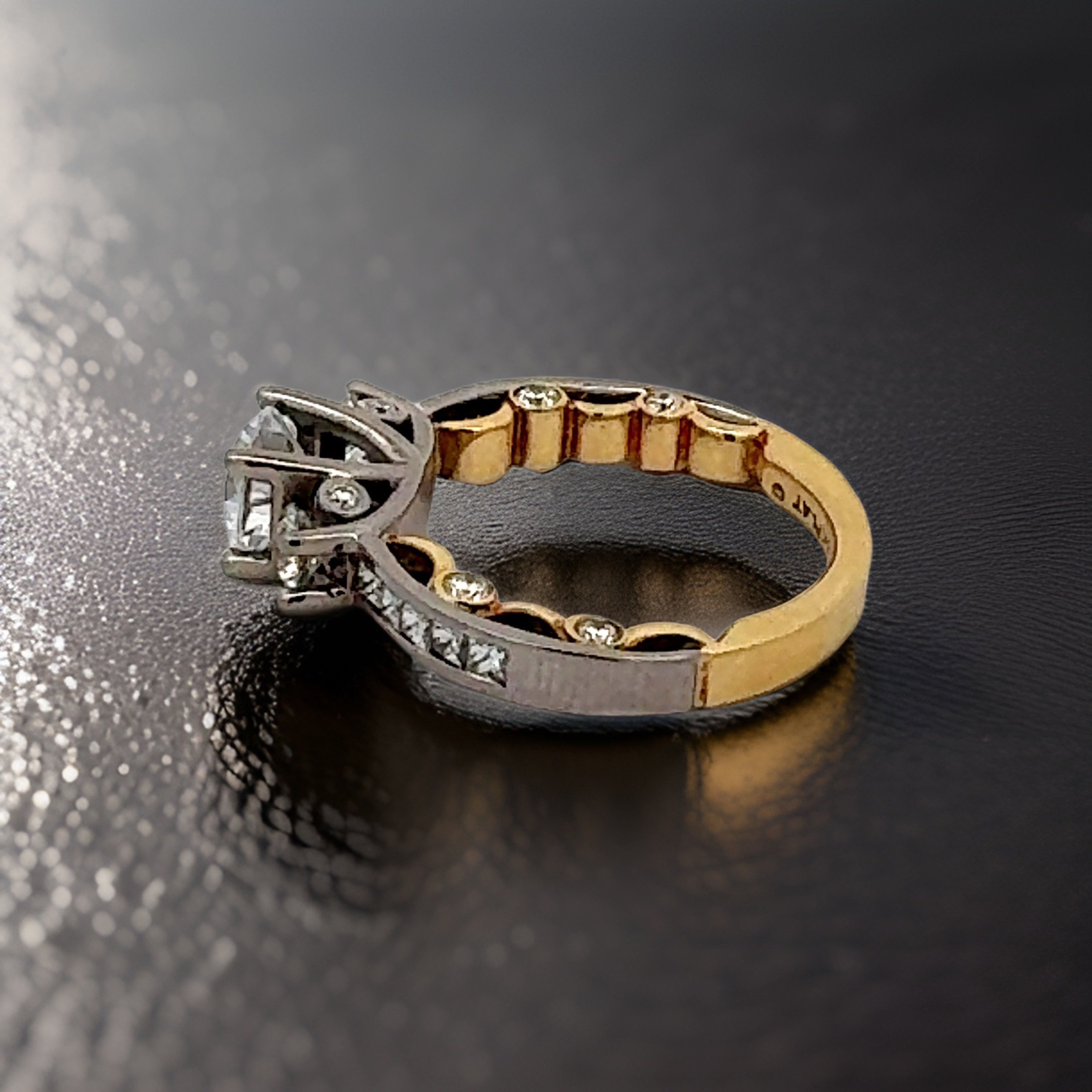 Verragio Semi Mount Ring, 1 Round Cubic Zirconia, Round Diamond 1.00 cttw, 18K Yellow Gold 6.60g