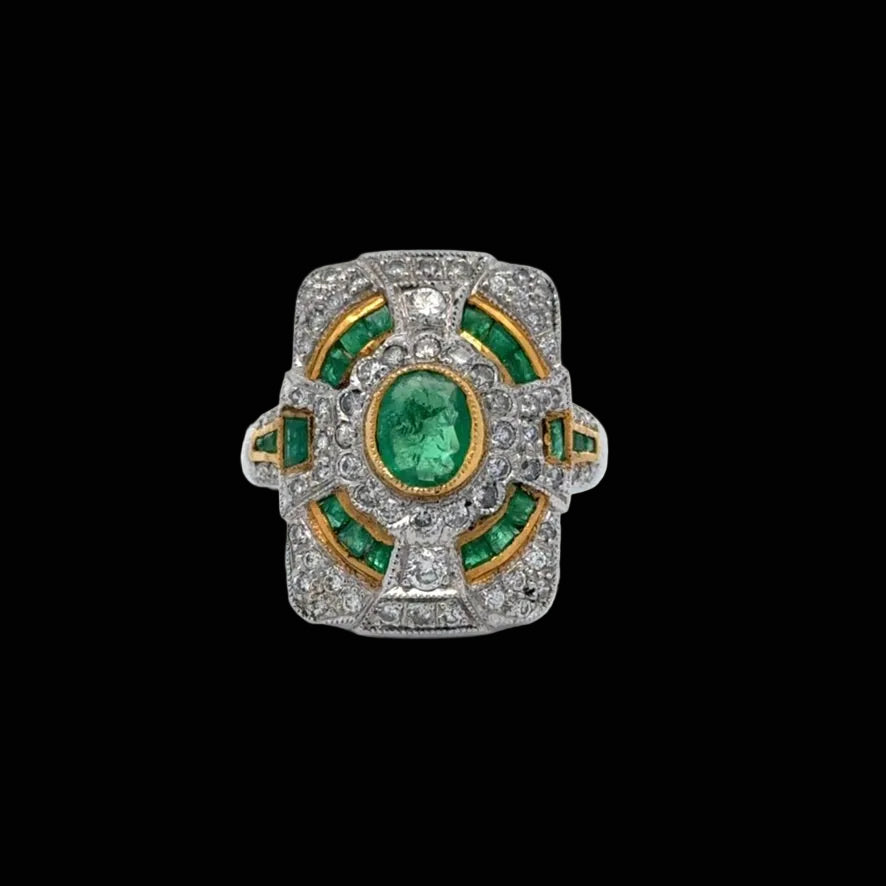 Vintage Ring RBC Diamond 0.71cttw  G/H Emerald  OVAL/PC 1.93cttw  18KT YG 9.80g ,All Weights Estimated