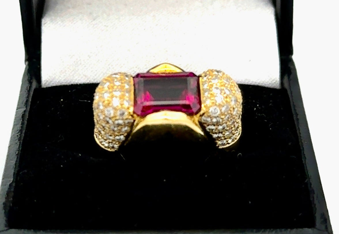 Estate Ring, Round Diamond 1.50 cttw  G-H VS1-VS2, 1 Emerald Cut Tourmaline 2.01ct, 18K Yellow Gold 12.44g
