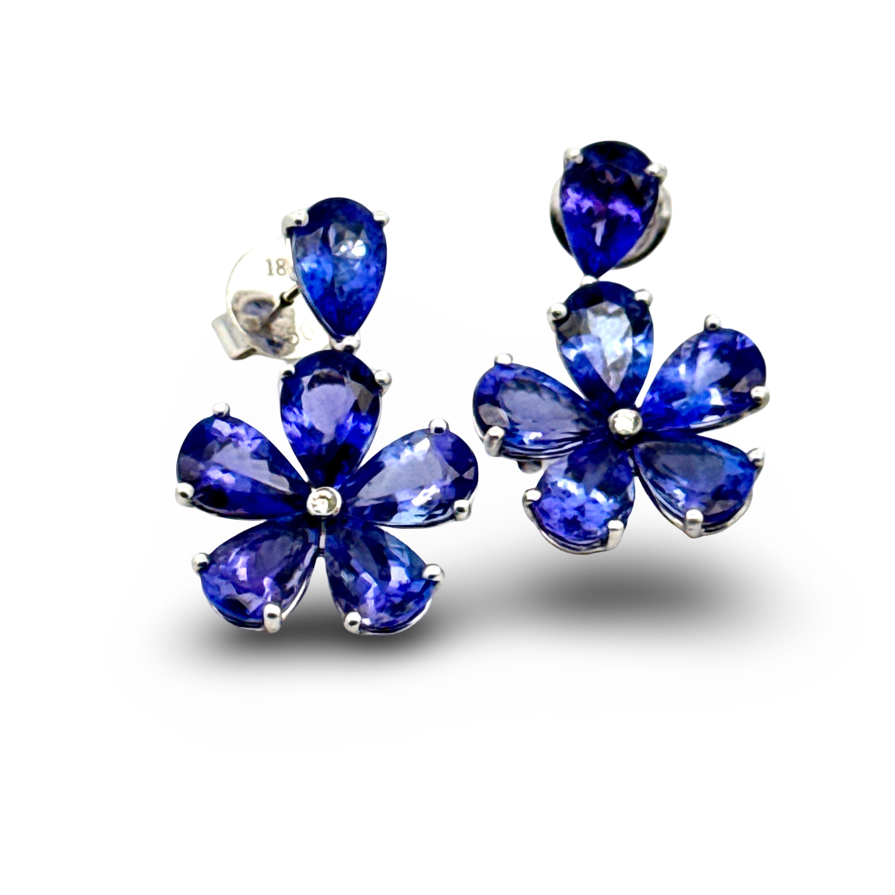 Estate Earrings, 2 Round Brilliant Cut Diamond 0.04 ct  G-H SI1,12 Tanzanite Pear Shape 16.32 ct  18K White Gold 8.72g