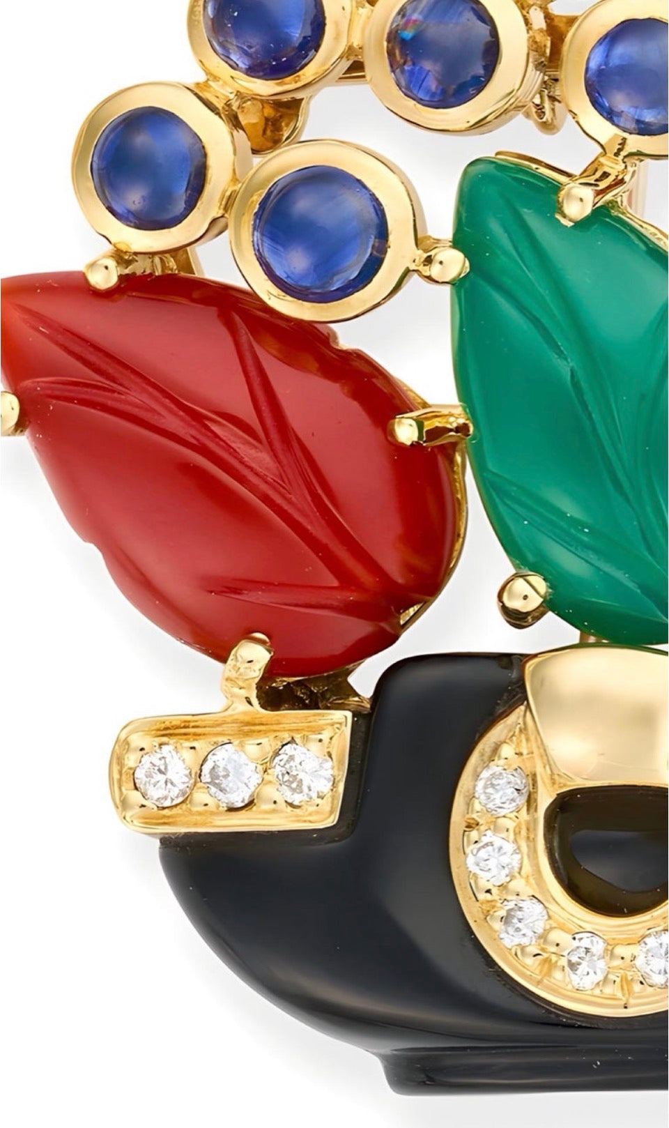 Cartier France Brooch/Pendant, 16 Round Brilliant Cut Diamonds 0.20cttw G-H VS1-VS2, 8 Sapphire Cabochon 1.00cttw, 2 Carnelion Carved, 2 Chalcedony Carved, 1 Onyx Freeform 18K Yellow Gold 14.14g. Serial # 913923. All Weights Estimated.