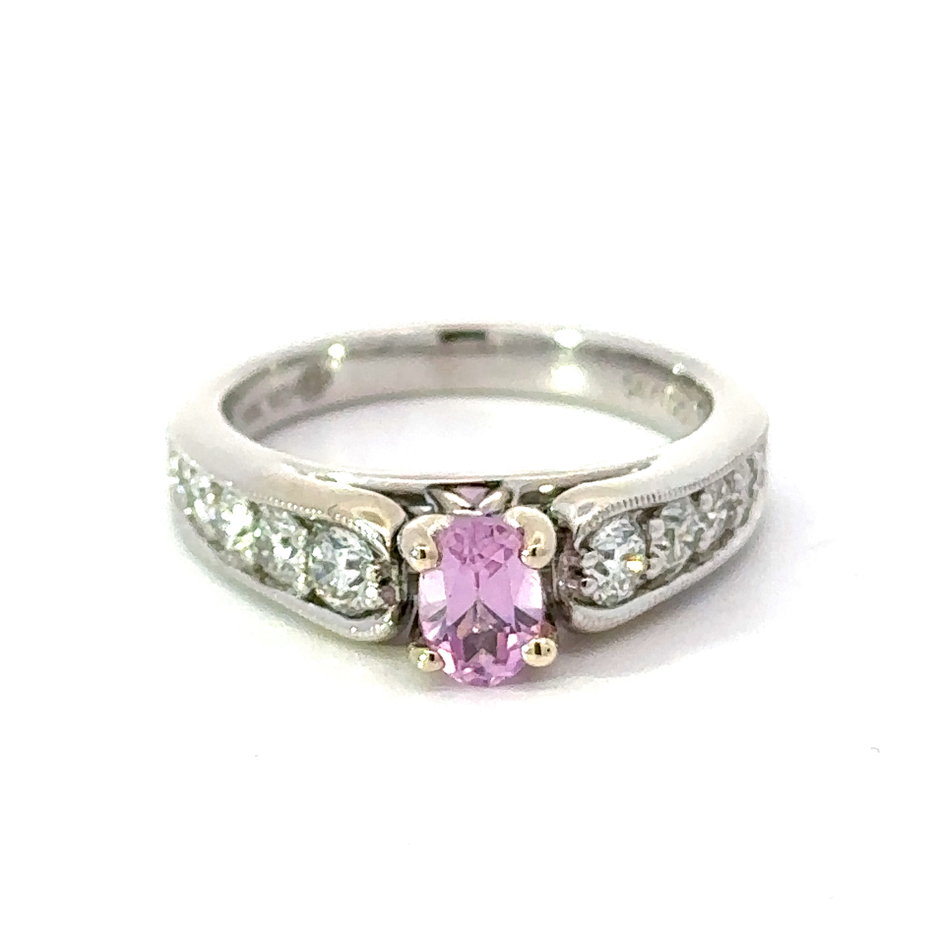  Ring, 1 Oval Pink Tourmaline 0.63 ct, 10 Round Diamond 0.75 cttw  H-I VS2-SI1, 14K White Gold 3.47g