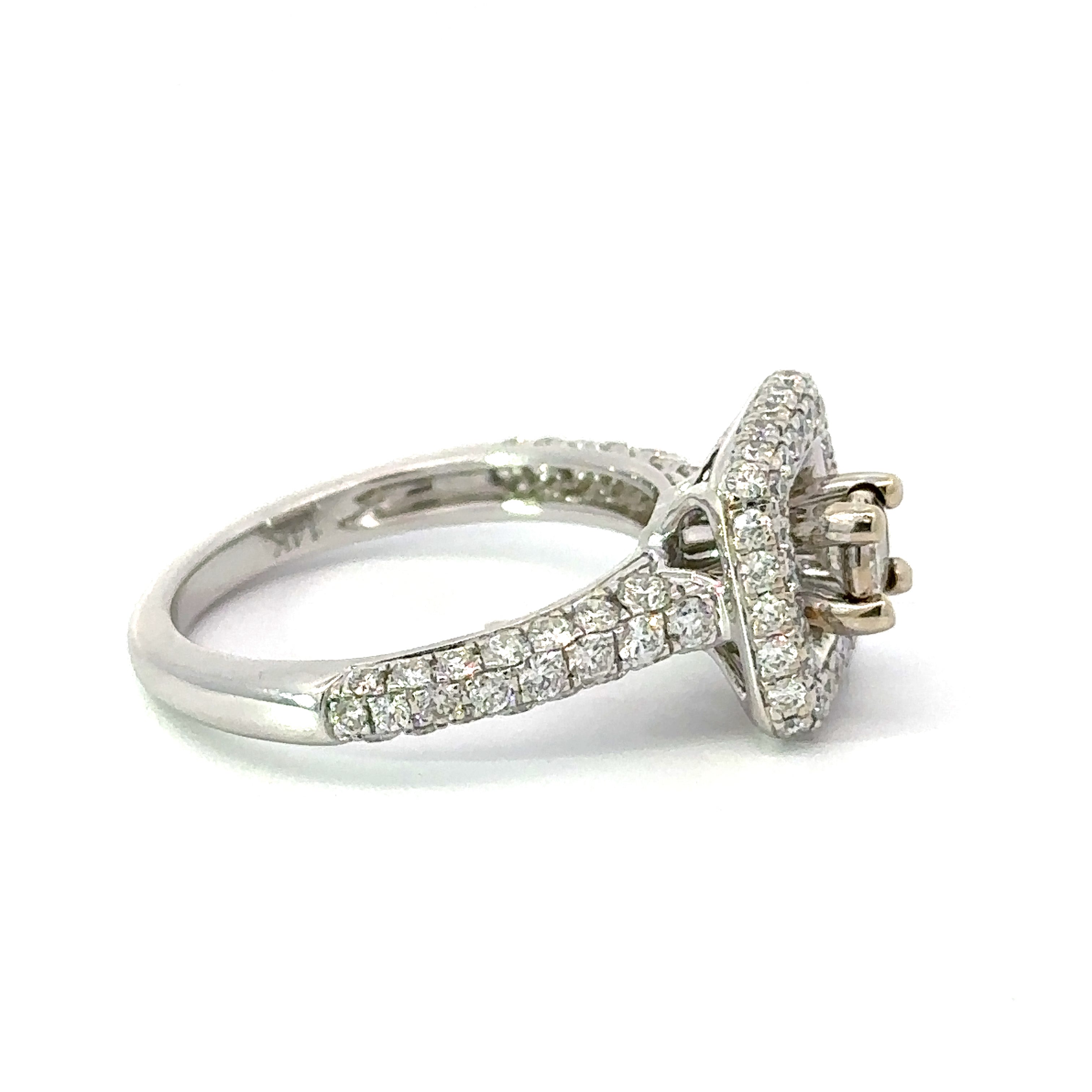  Ring, 1 Round Diamond 0.26 ct G-H SI1-SI2,  Round Diamond 1.08 cttw  G-I VS2-SI2, 14K White Gold 4.80g