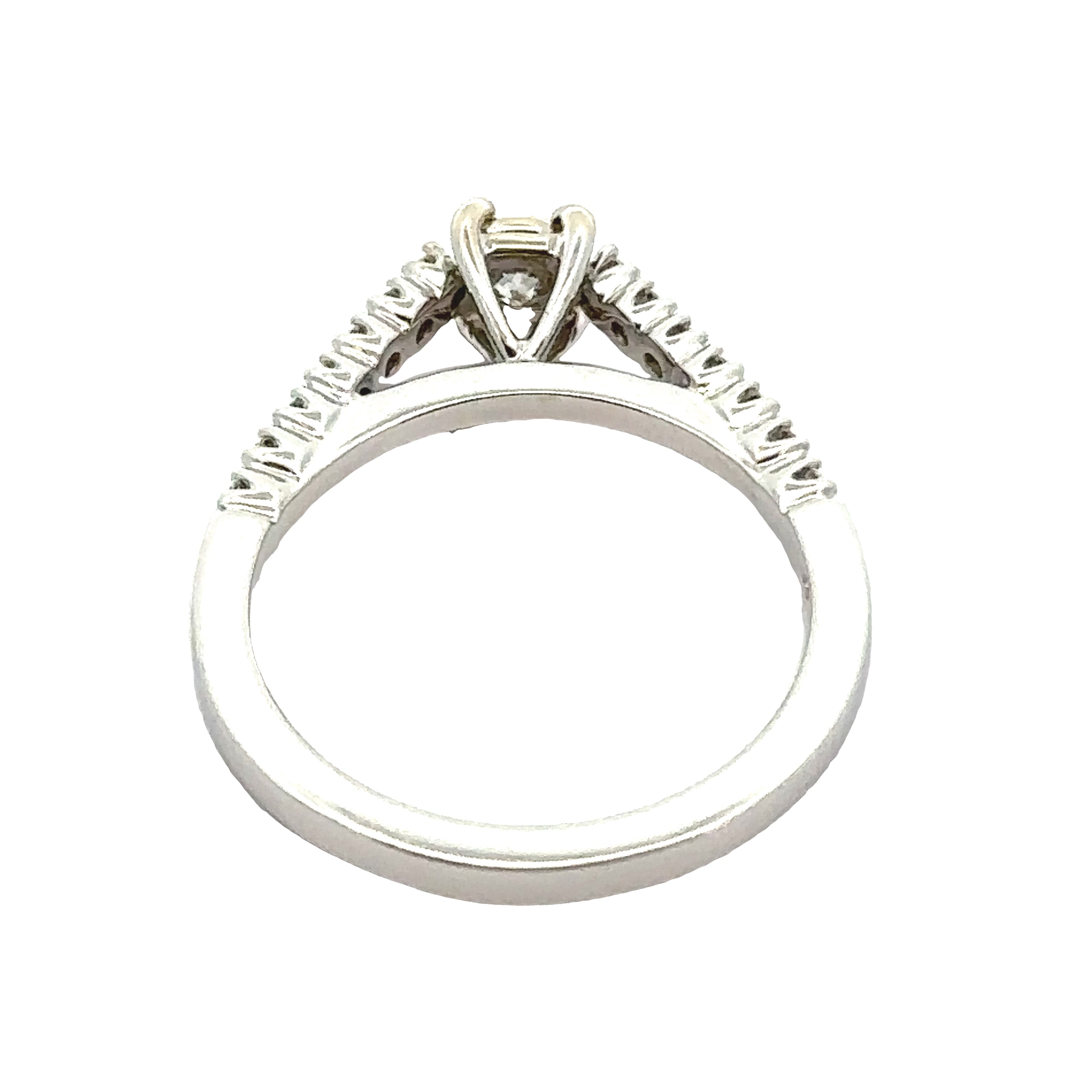 Carrizza Ring, 1 Round Diamond 0.26 ct G-H SI1-SI2, 14 Round Diamond 0.29ct  G-H SI1-SI2, 14K White Gold 3.37g