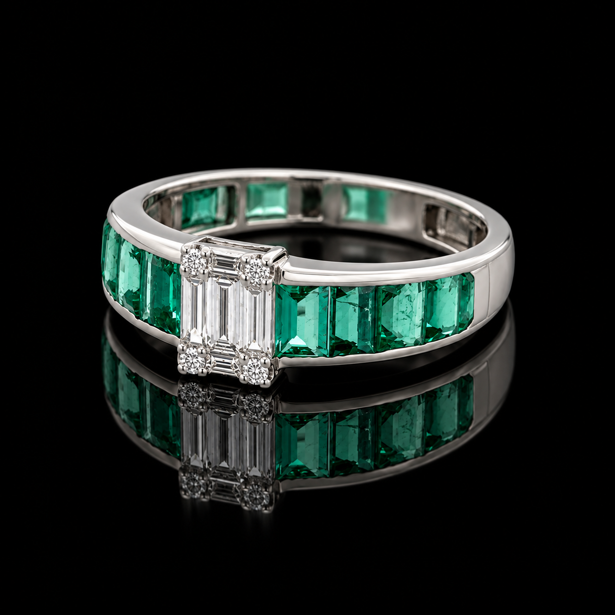 Estate Ring, Round/Baguette Cut Diamond 0.26 cttw  G-H VS1-SI1,14 Emerald Emerald Cut 0 cttw  18K White Gold 2.64g. All Weights Estimated.