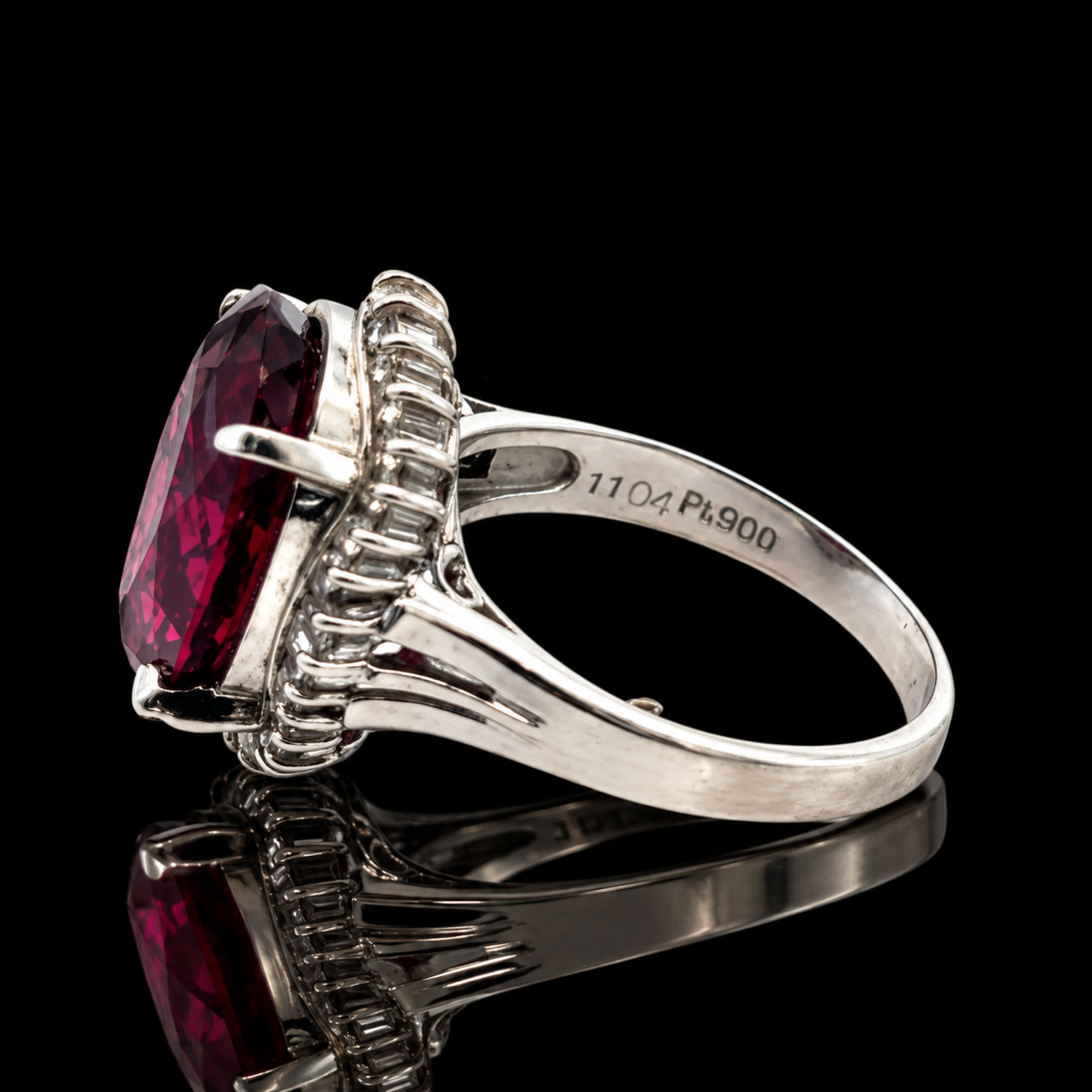 Estate Ring, Round/Baguette Cut Diamond 0.48 cttw  H-I SI1-SI2,1 Garnet Oval 11.04 ct  Platinum 10.10g. All Weights Estimated.