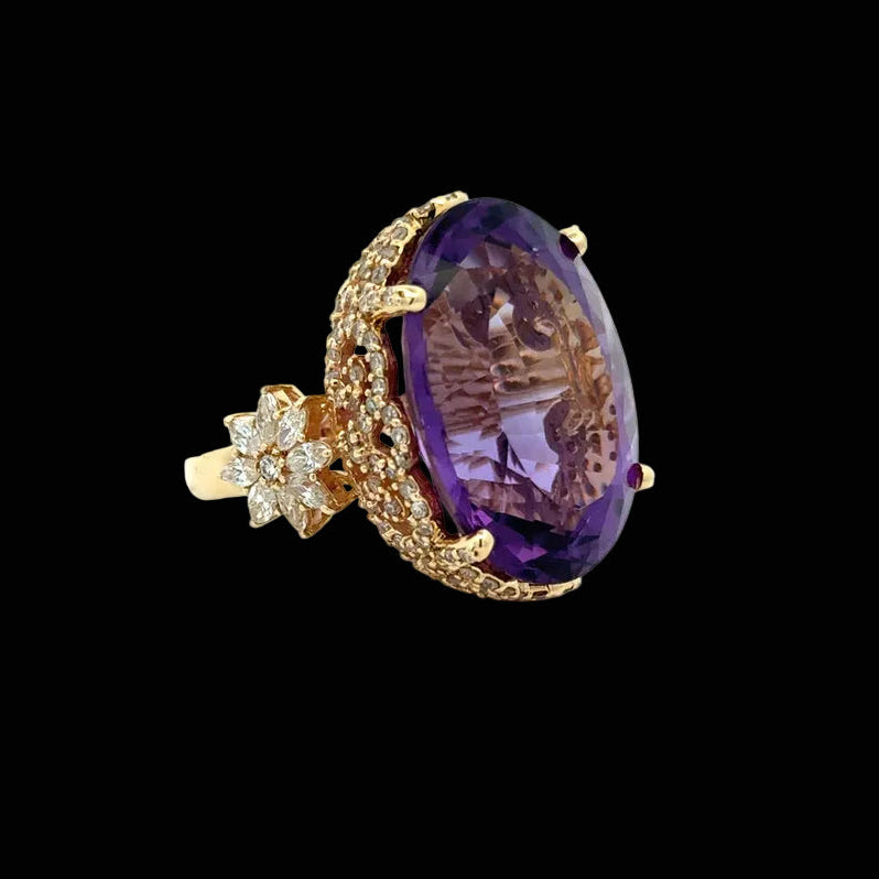 Vintage Ring RBC Diamond 2.00cttw  G, 1 Amethyst  OV 34.67ct  14KT WG 23.80g ,All Weights Estimated