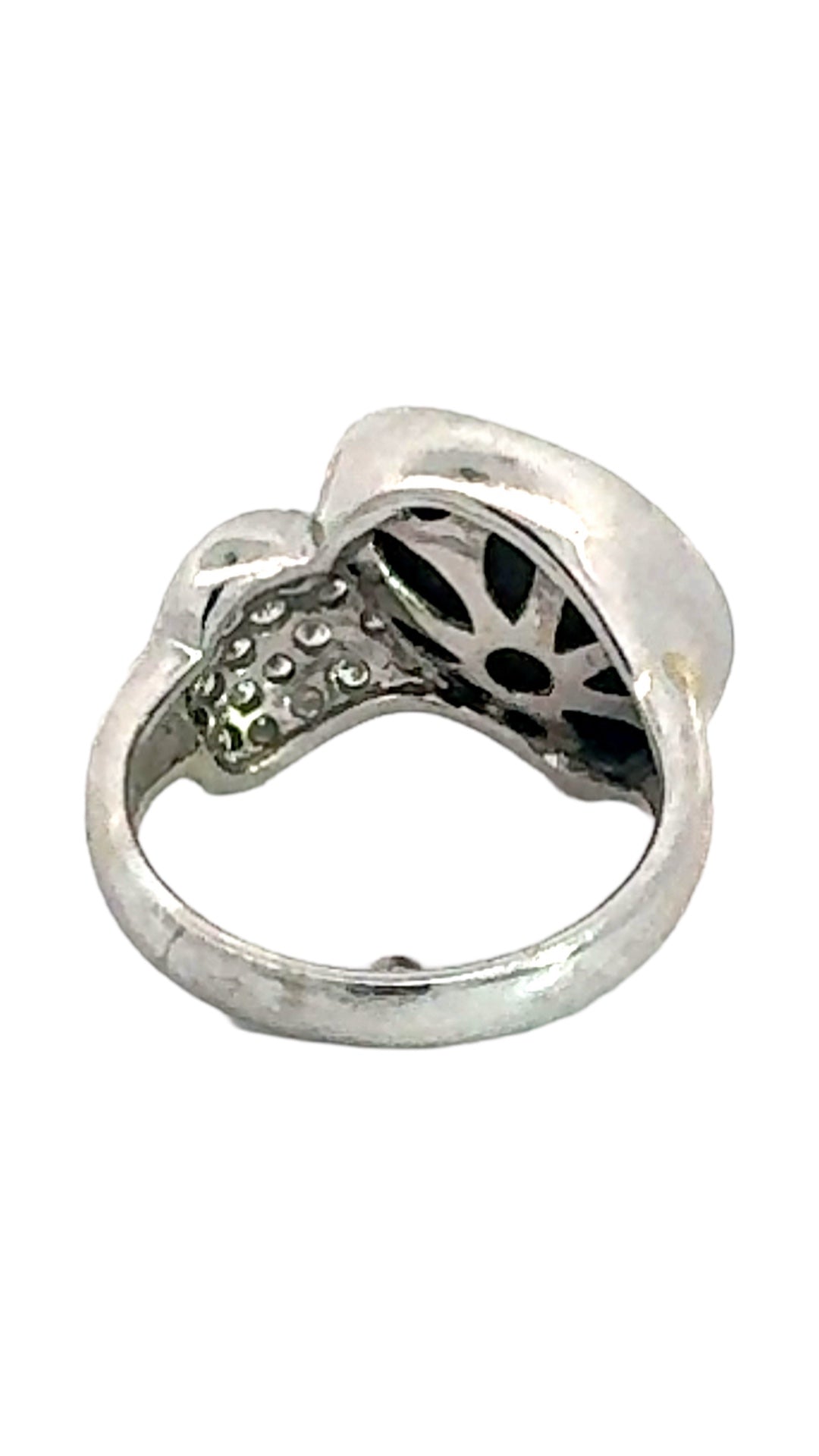 Estate Ring, 0 Round Diamond 0.30 ct  H-I SI1-SI2, 1 Cabochon Black Opal 4.26 ct  Platinum 6.00g