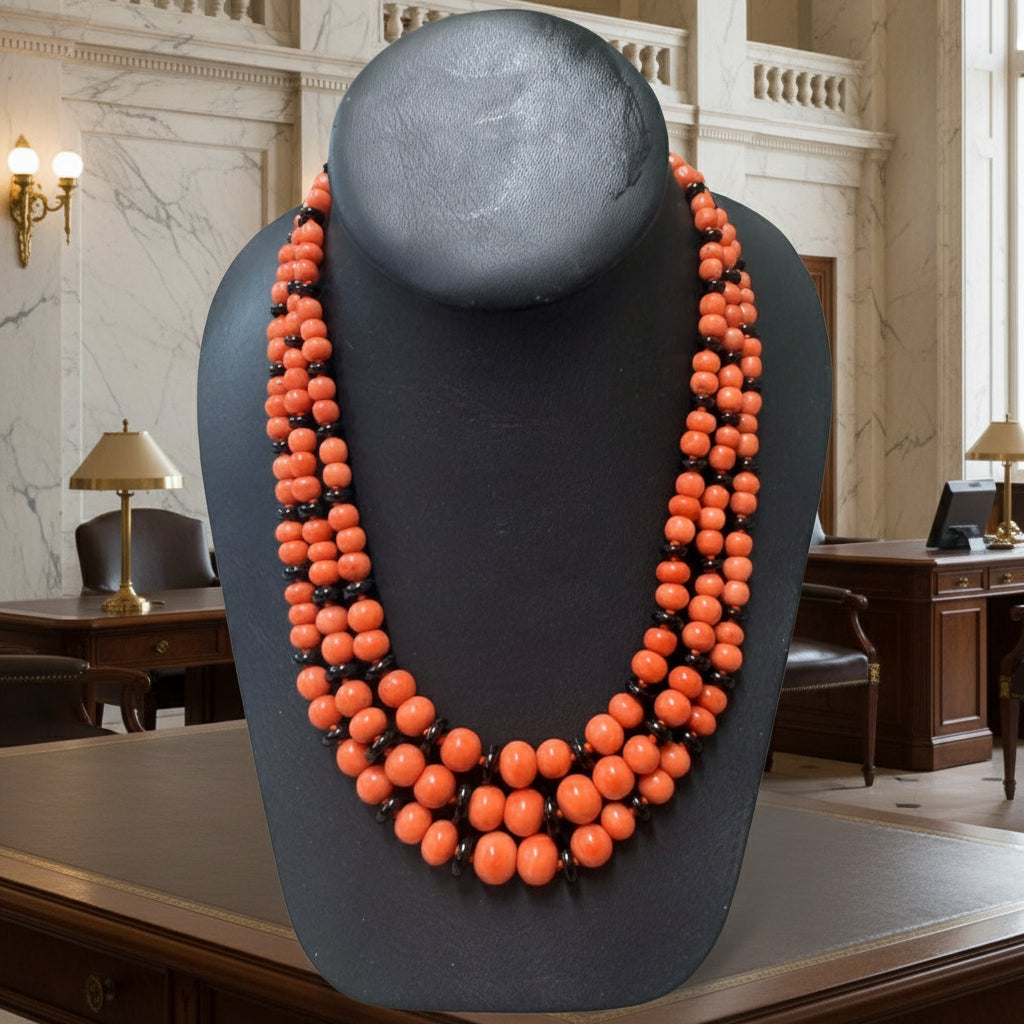 Italian Necklace, Round Brilliant Cut Diamond 0.29cttw.  H-I VS2-SI1, Coral Round, Onyx Rondelles Cut, Coral Freeform 8.85 ct.  18K Yellow Gold 19.50g