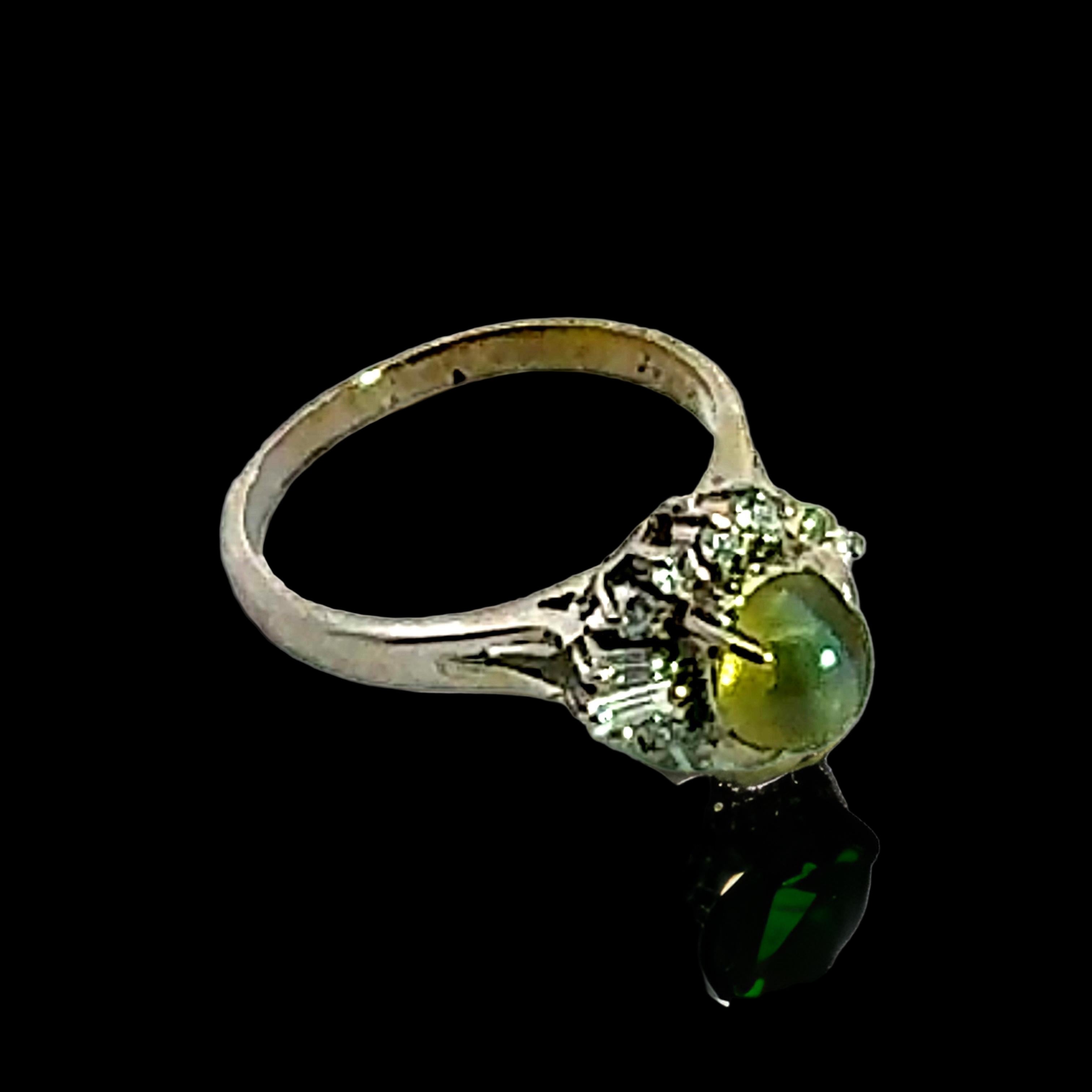Estate Ring, Mixed Cut Diamond 0.40 cttw  G-H VS2-SI1,1 Cats Eye Tourmaline Cabochon 1.44 ct  Platinum 4.80g