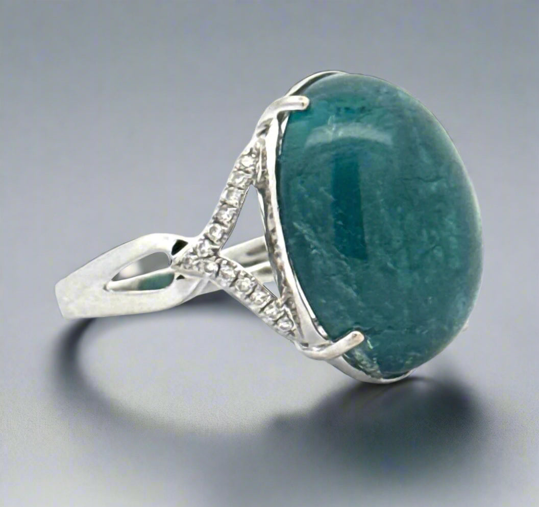 Estate Ring, Round Brilliant Cut Diamond 0.21 ct  H-I SI1,1 Tourmaline Cabochon 29.59 ct  18K White Gold 11.61g