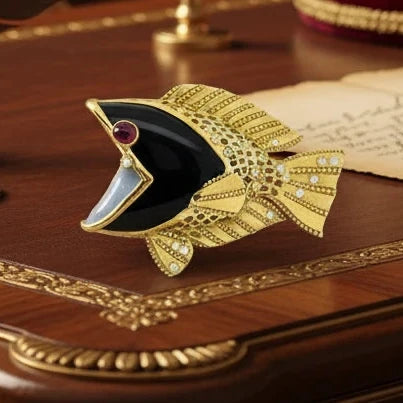 Estate Italian Brooch/Pendant, Round Brilliant Cut Diamond 0.71cttw  G-H VS2-SI2,1 Ruby Cabochon 0.49 ct , Onyx Carved 18K Yellow Gold 27.99g