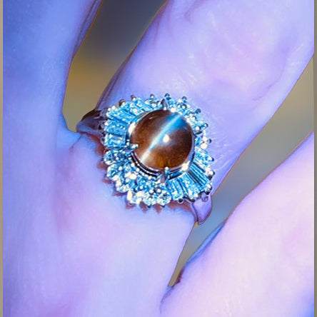 Estate Ring, 1 Cabochon Chrysoberyl 2.39 ct, Round/Baguette Diamond 0.80 cttw G-H VS1-SI2, Platinum 7.00g