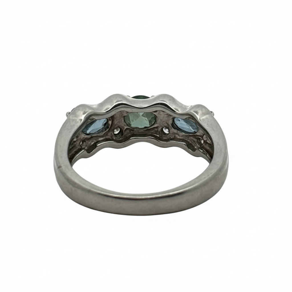Estate Ring, 8 Round Brilliant Cut Diamonds 0.25cttw H-I SI1-SI2, 3 Alexandrite Ovals 1.02cttw Bluish-Green to Purple Pink, Platinum 8.54g. Weights Estimated.