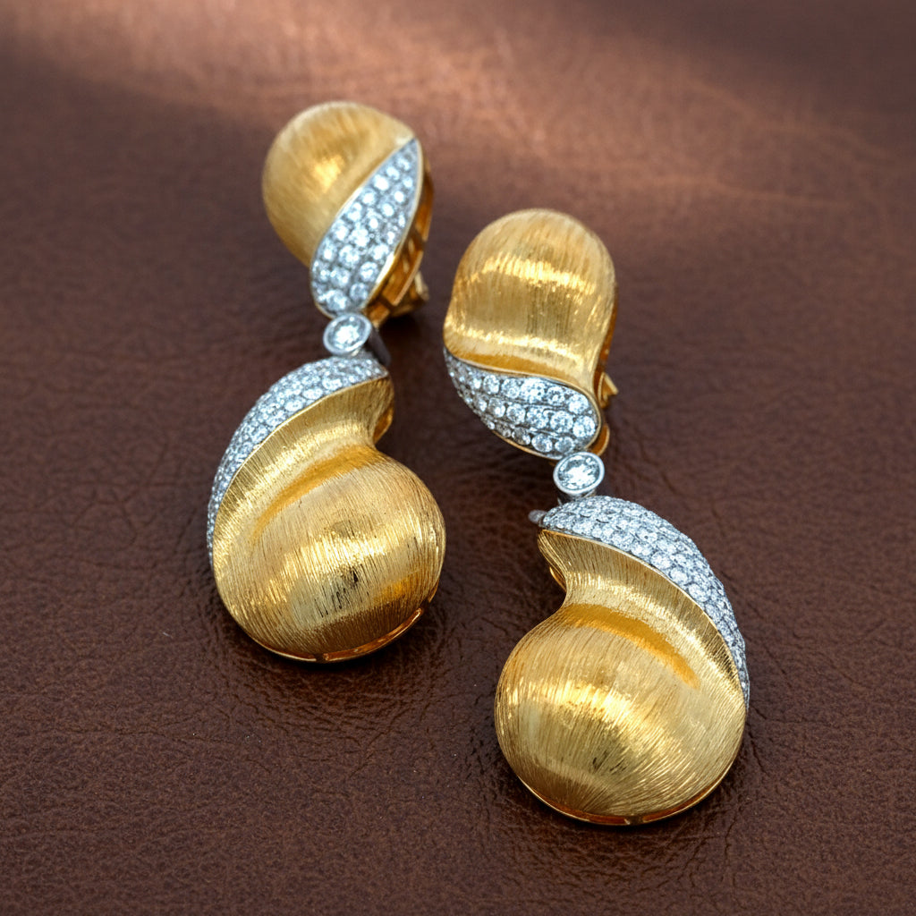 Designer AKMS Earrings Round Brilliant Cut Diamond 3.17 ct  G-H VS2-SI1 18K White/Yellow Gold 39.34g