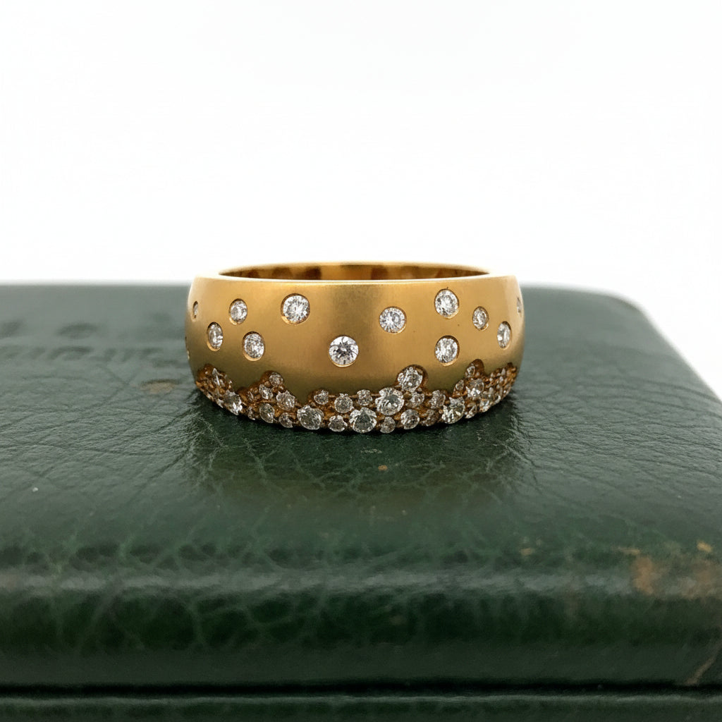 Estate Ring Round Brilliant Cut Diamond 0.60ct F-G VS1-VS2 18K Yellow Gold 4.01g. All weights estimated.