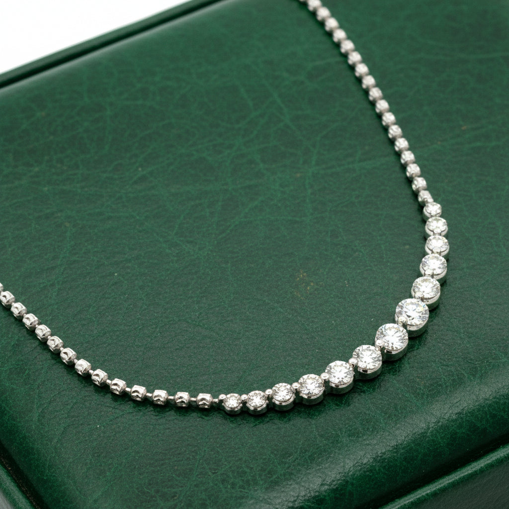 Estate Necklace, Round Brilliant Cut Diamond 0.80cttw G-H VS2-SI1, 14K White Gold 5.45g. All Weights Estimated.