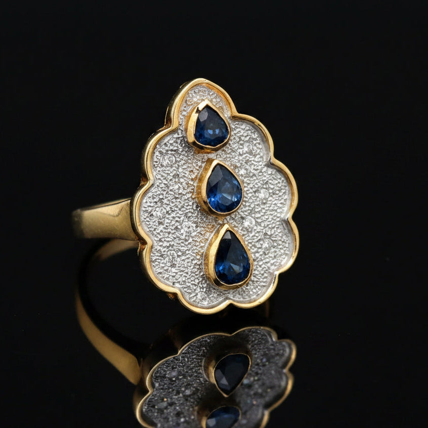 Vintage Ring RBC Diamond 0.10cttw  H/I, 3 Sapphire  PS 0.65cttw  14KT WG/YG 6.50g ,All Weights Estimated