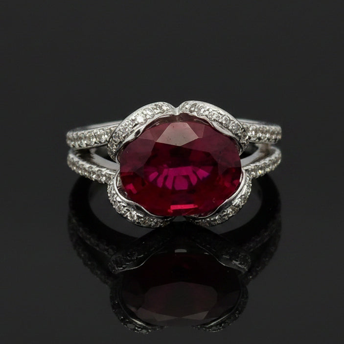 Vintage Ring RBC Diamond 0.85cttw  G/H, 1 Rubalite CUSHION 5.01ct  14KT WG 14.14g ,All Weights Estimated