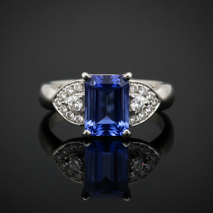 Unknown Ring, 1 EMERALD CUT TANZANITE 2.07Cttw , 16 Diamond RBC 0.23Cttw  H/I SI1-SI2 PLAT 7.30G