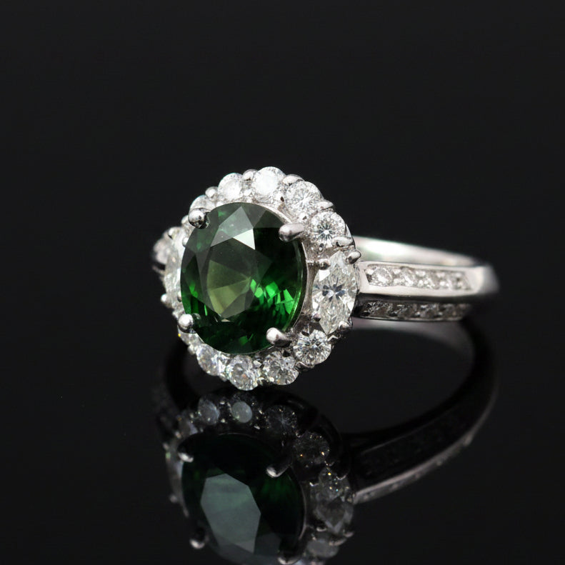 Estate Ring, 1 OVAL GREEN Tourmaline 2.42Cttw , 28 Diamond RBC/MARQ 0.84Cttw  H/I SI1-I1 PLAT 9.23G