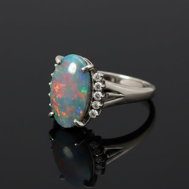 Estate Ring, 1 CAB BLACK OPAL 2.25Cttw  Diamond 0.15Cttw  G/H SI1-SI2 PLAT 5.59G