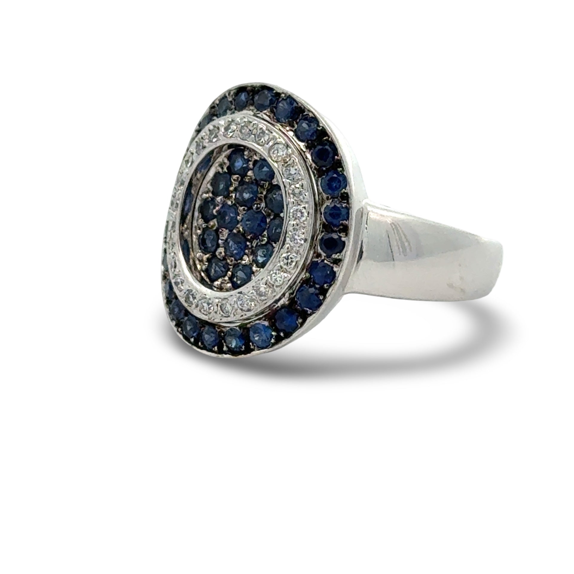Estate Ring, 24 Round Brilliant Cut Diamond 0.16 ct  G-H SI1-SI2,38 Sapphire Round 0.99 ct  Platinum 8.86g