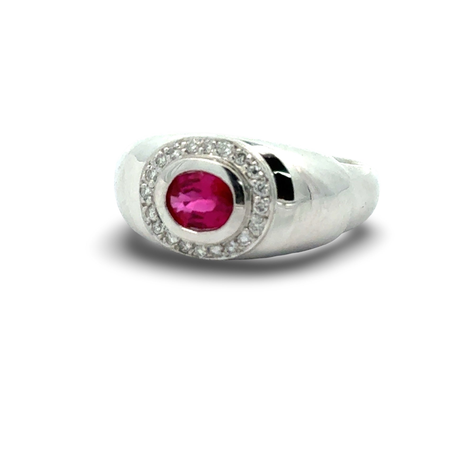 Estate Ring, 20 Round Brilliant Cut Diamond 0.12 ct  H-I SI1-I1,1 Ruby Oval 0.55 ct  Platinum 9.14g
