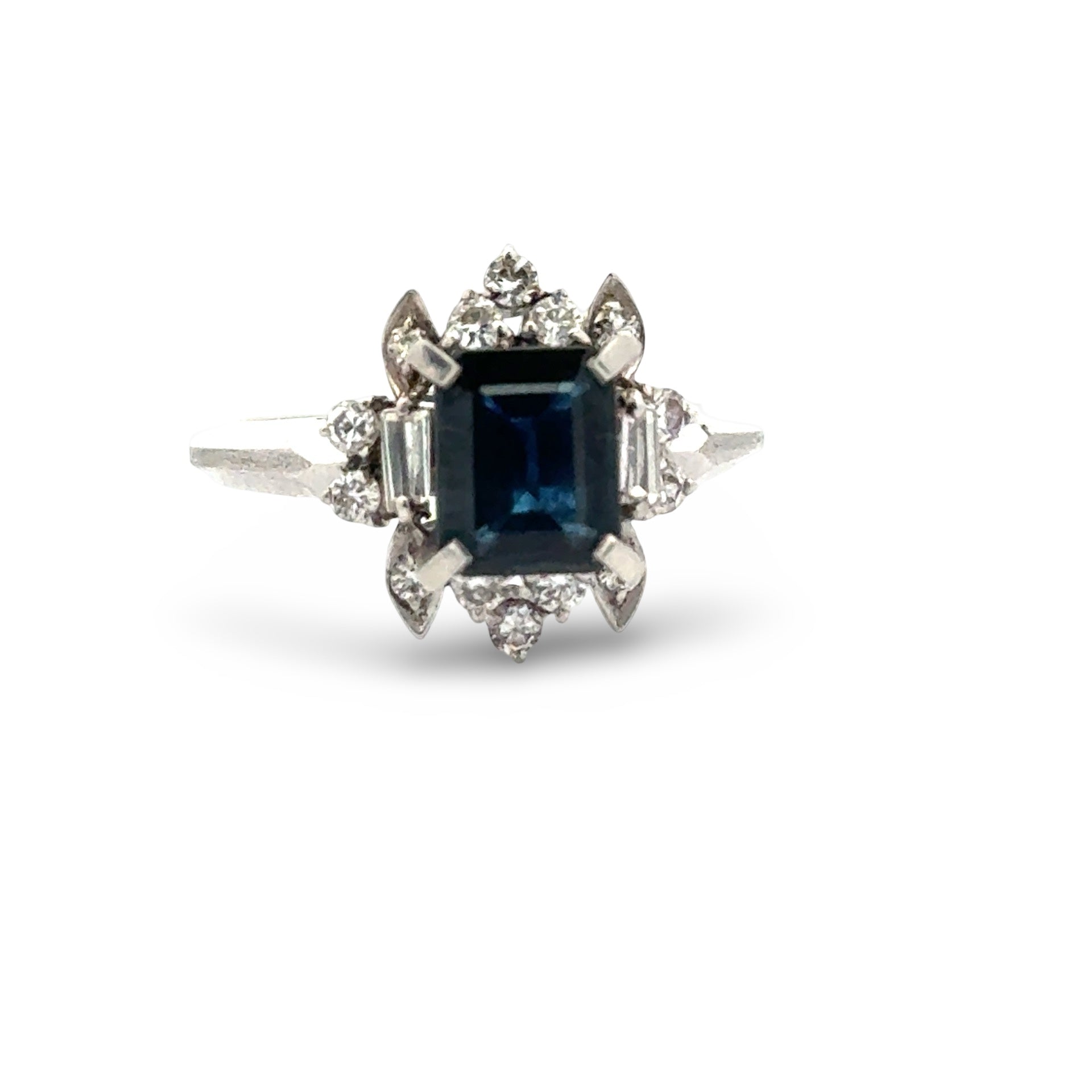 Estate Ring, 16 Mixed Cut Diamond 0.36 ct  H-I SI1-SI2,1 Sapphire Emerald Cut 1.10 ct  Platinum 5.71g
