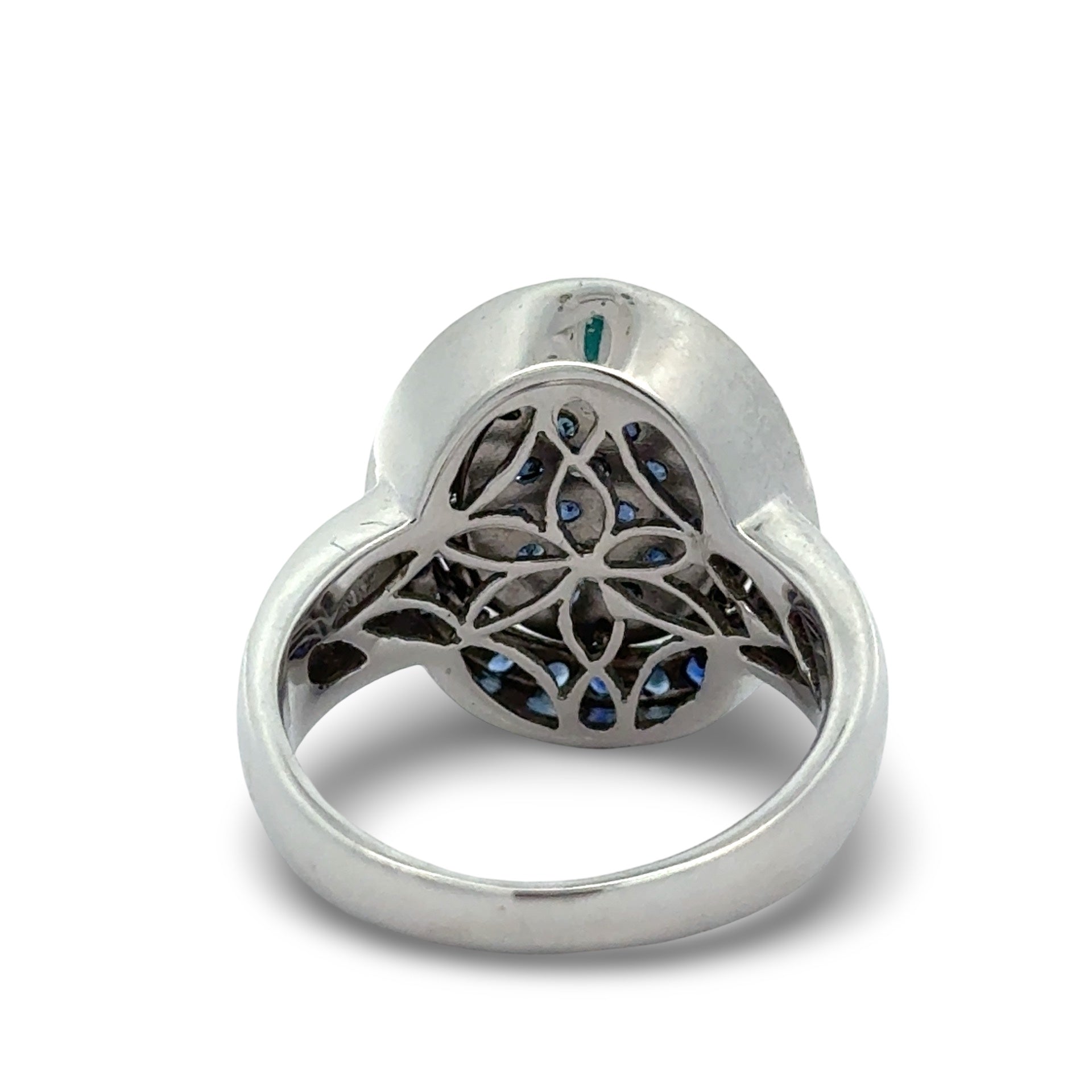 Estate Ring, 24 Round Brilliant Cut Diamond 0.16 ct  G-H SI1-SI2,38 Sapphire Round 0.99 ct  Platinum 8.86g
