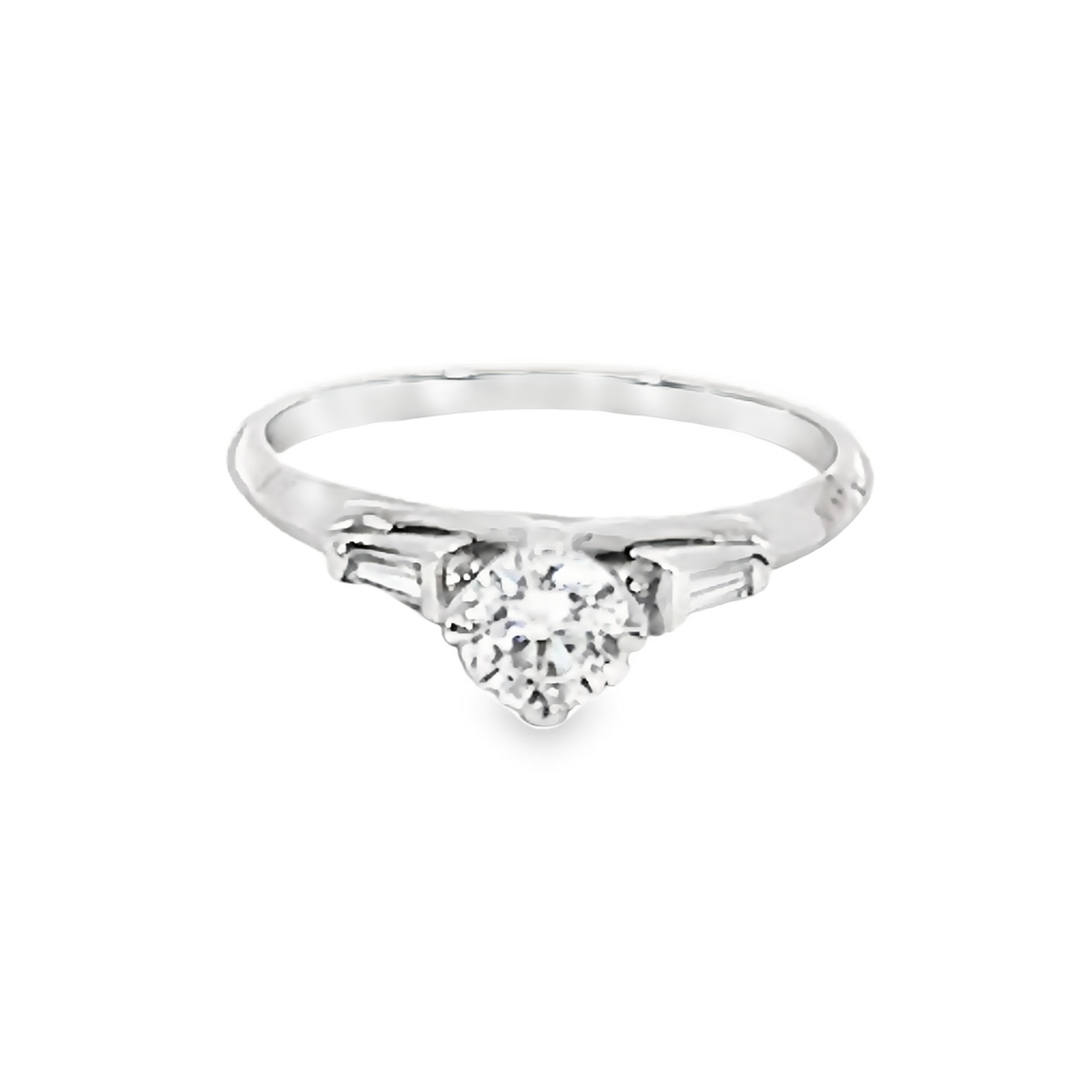 Round Brilliant Diamond Engagement Ring With Side Accents