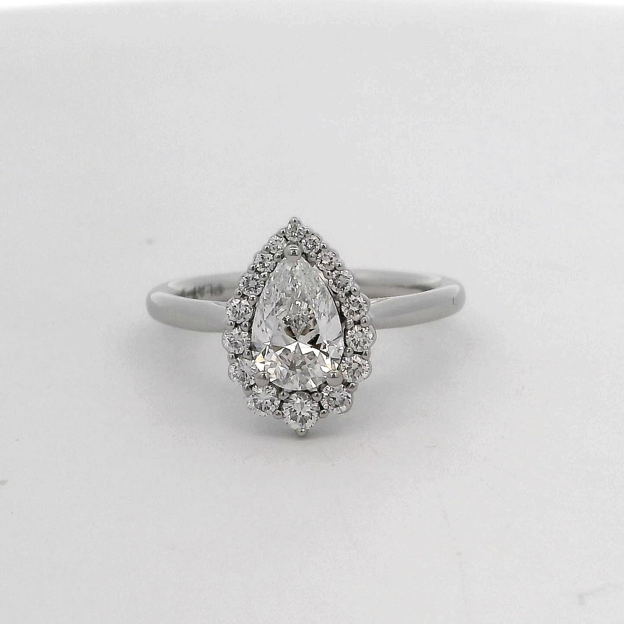 Platinum Diamond Engagement Ring