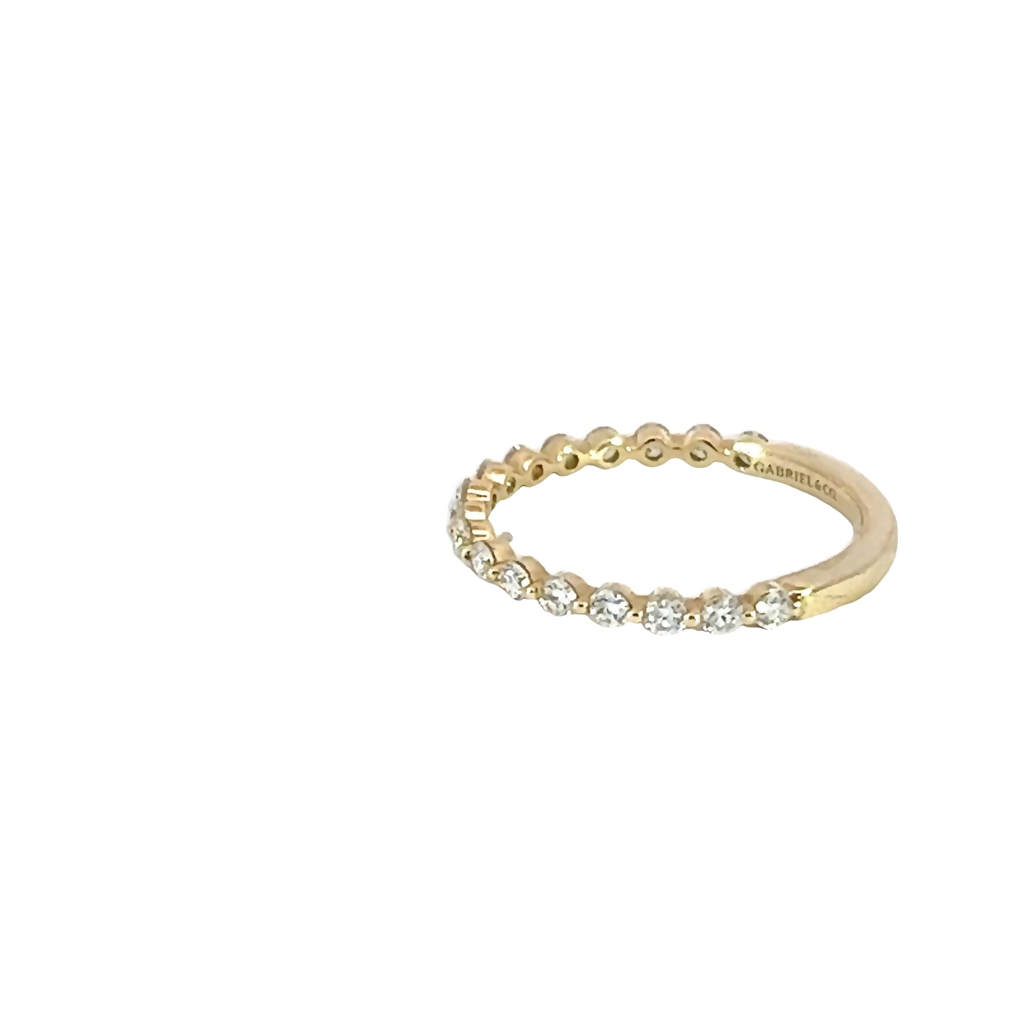 14k Yellow Gold Shared Prong Diamond Wedding Band