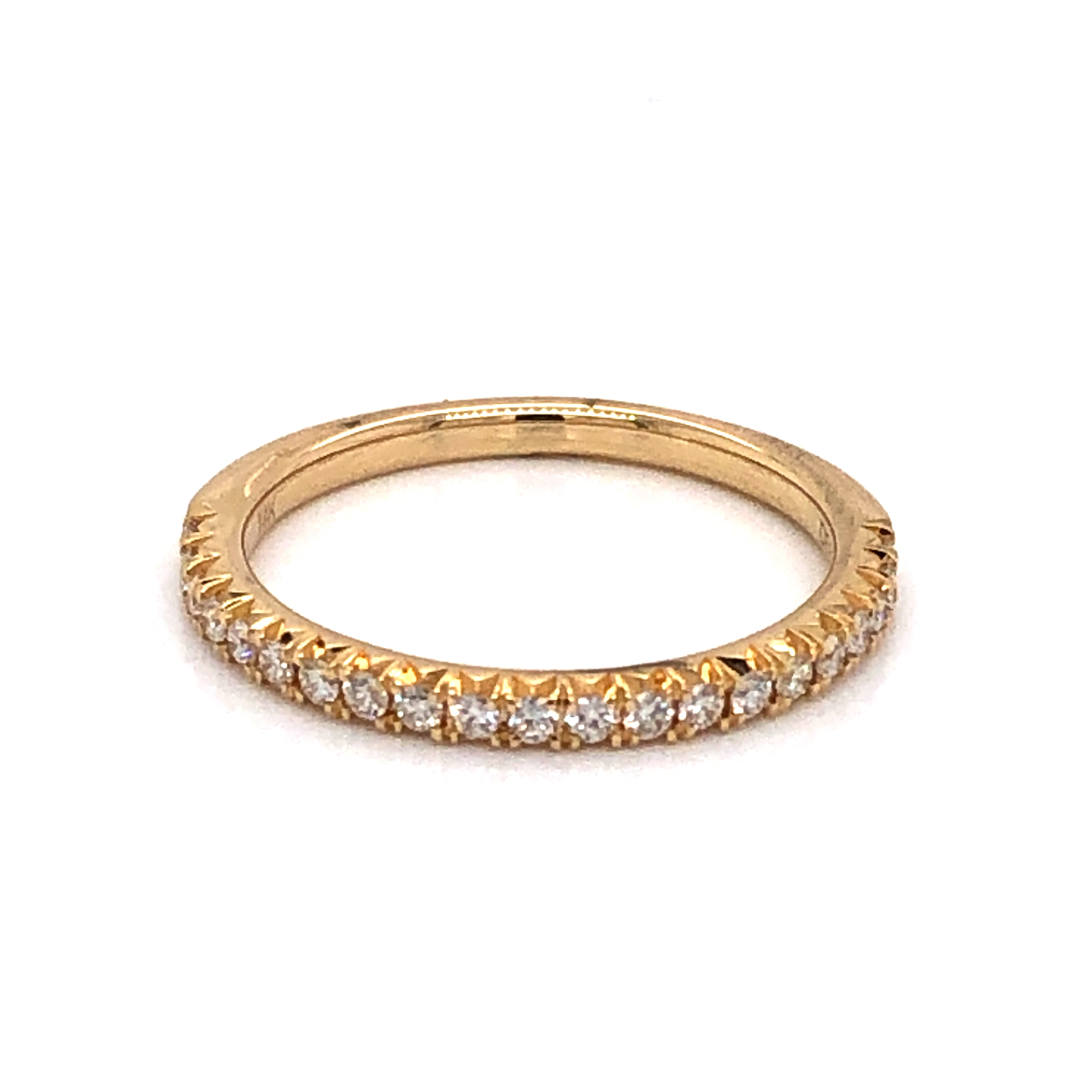 14 Karat yellow gold wedding band With 21=0.25ctw Round Brilliant G VS Diamonds  dwt: 1.3