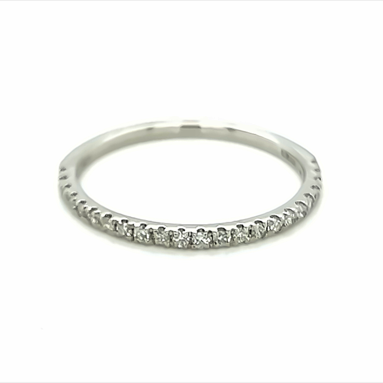 White 14 Karat Diamond Wedding Band With 23=0.20Tw Round Brilliant G Vs Diamonds