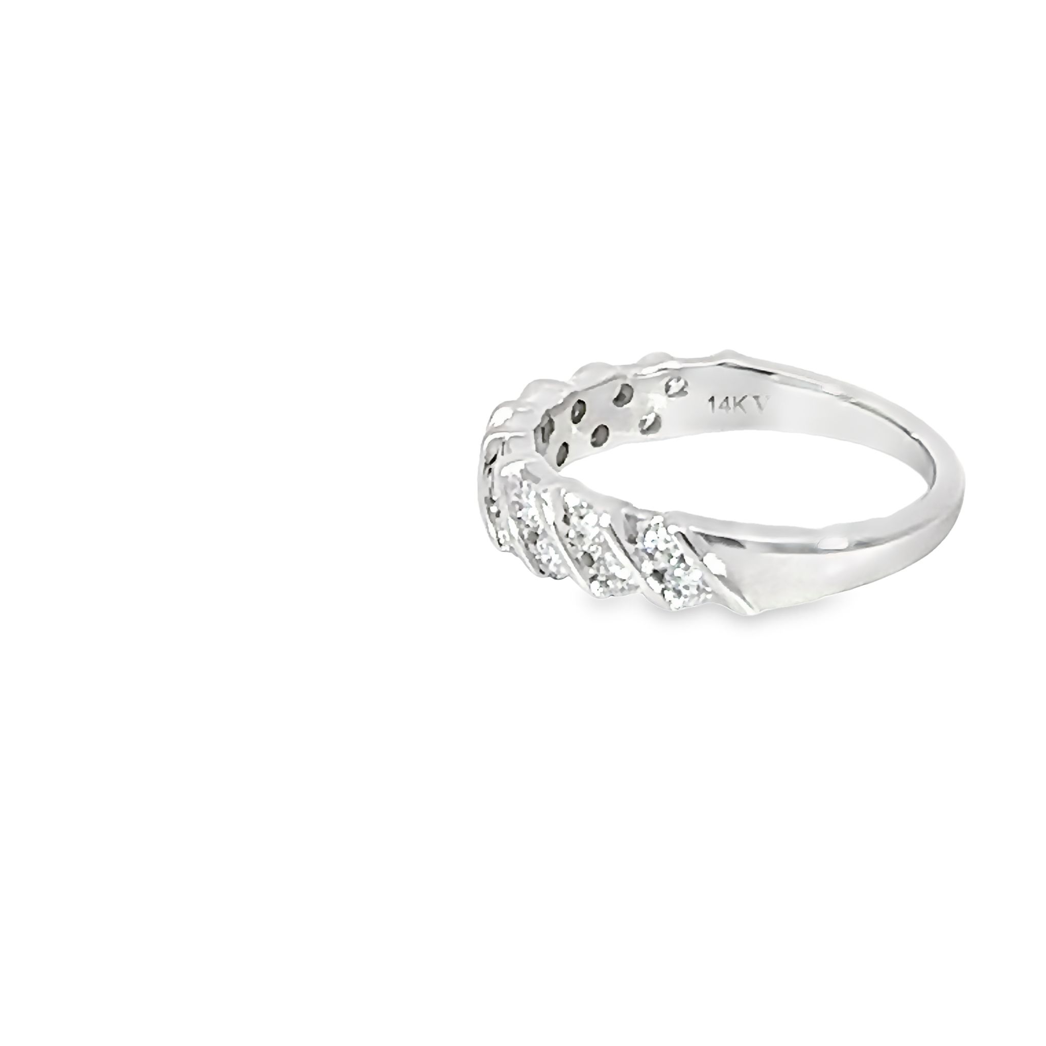 14k White Gold Statemet Wedding Band