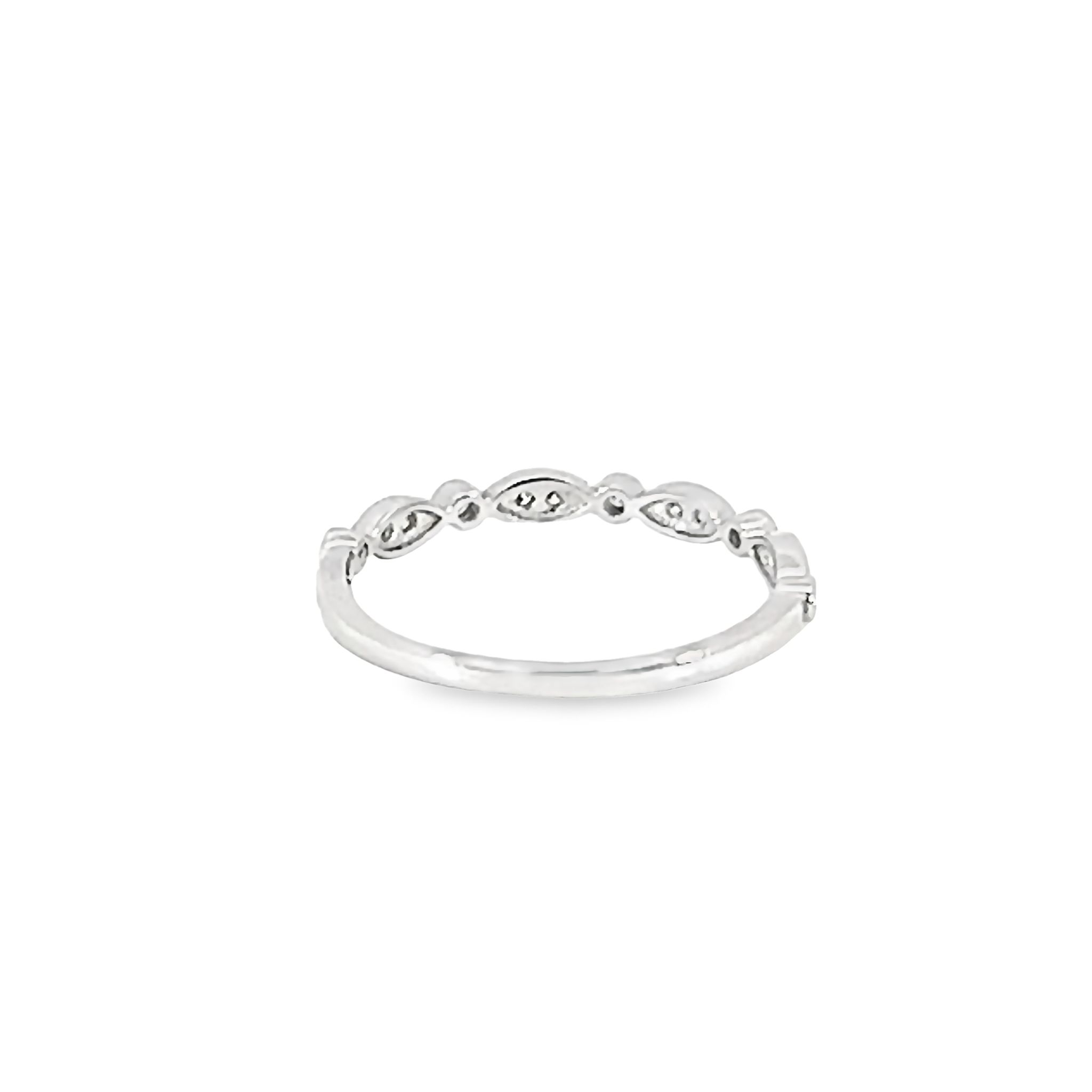 14k White Gold Diamond Wedding Band