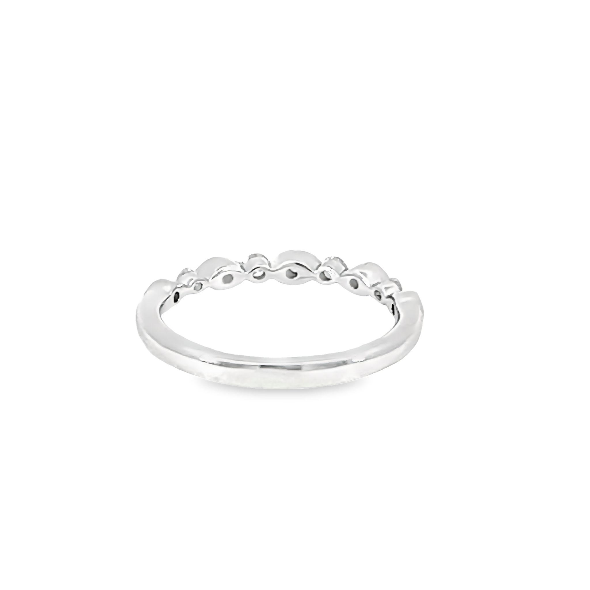 14k White Gold Diamond Wedding Band