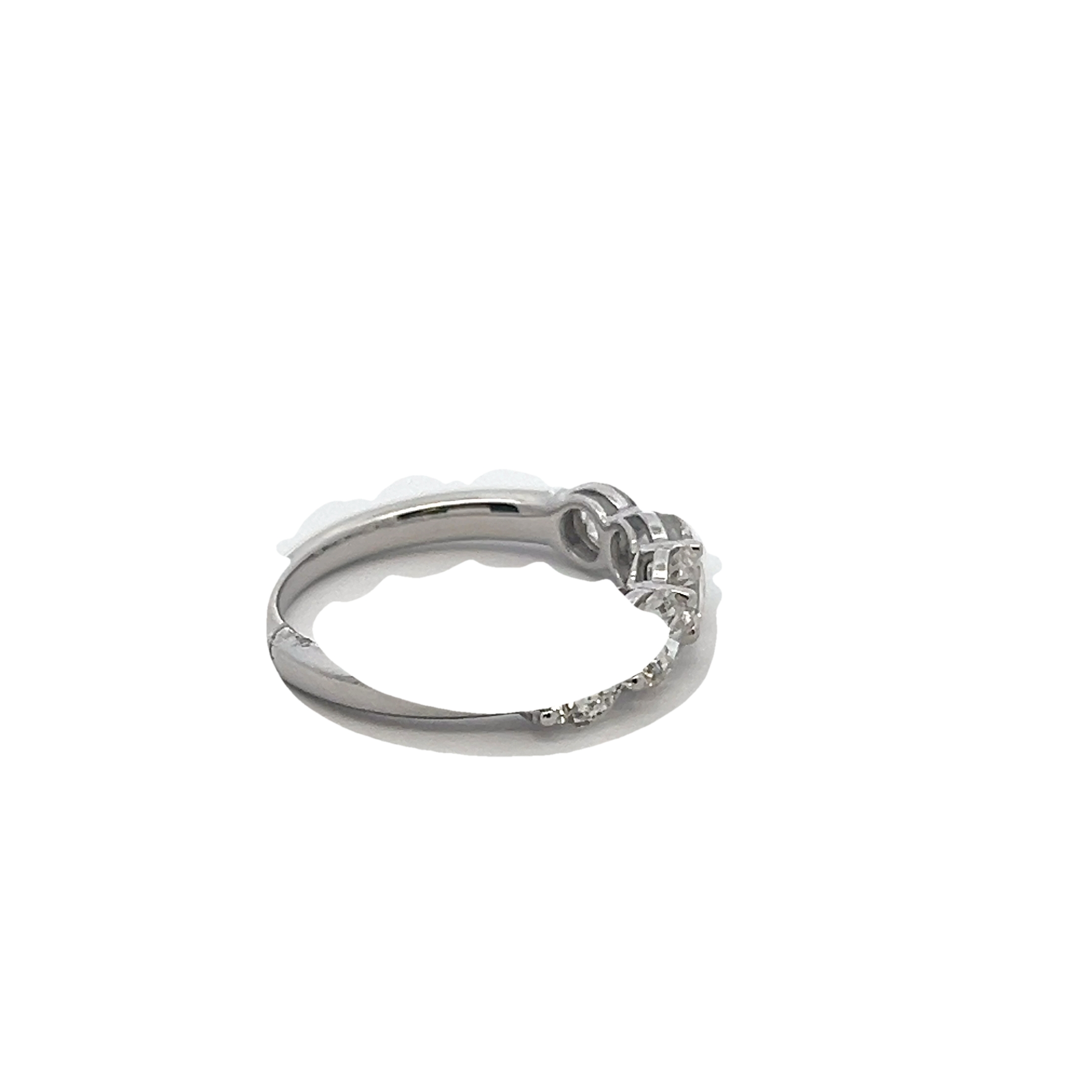 Platinum Diamond Wedding Band