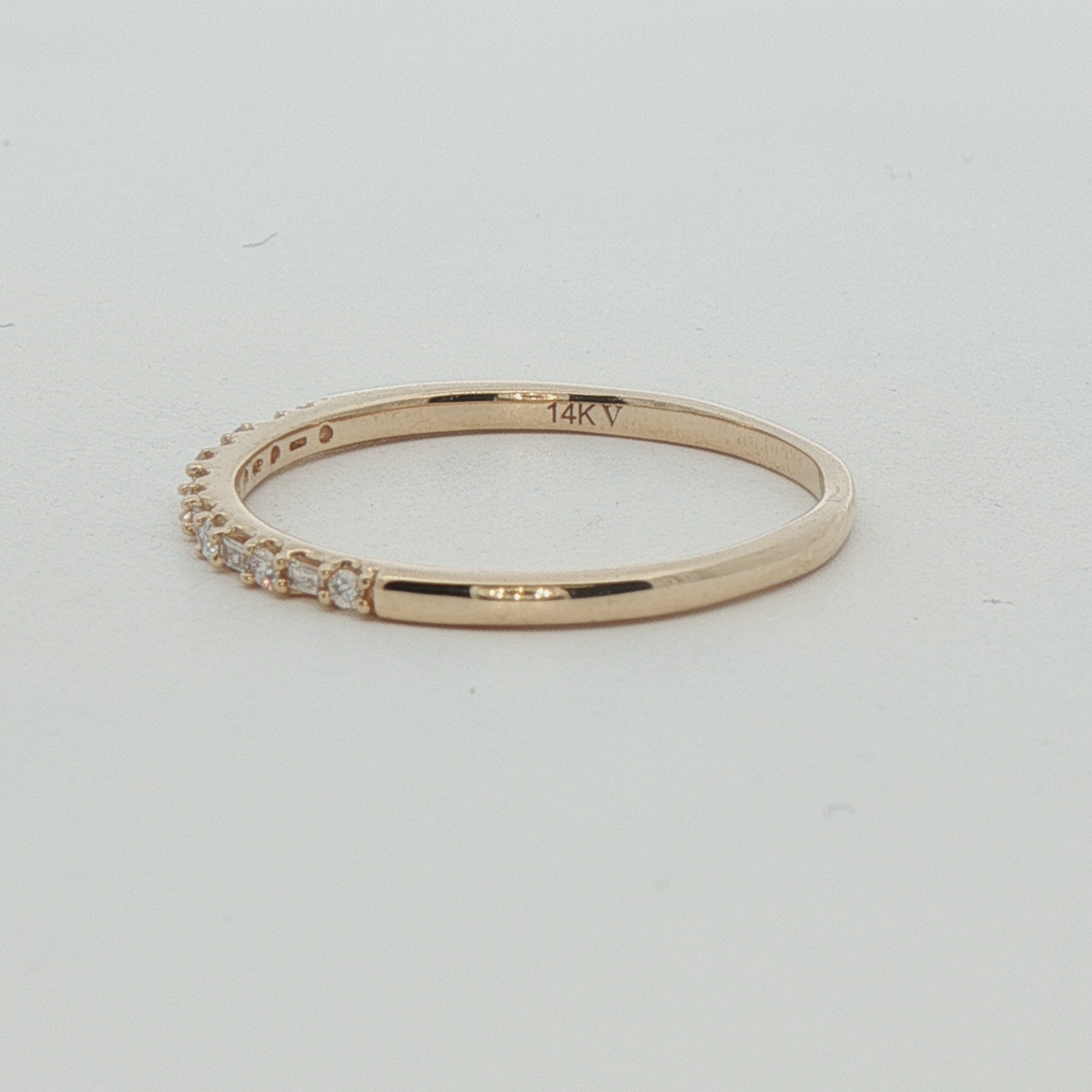 14k Yellow Gold And Diamond Wedding Band