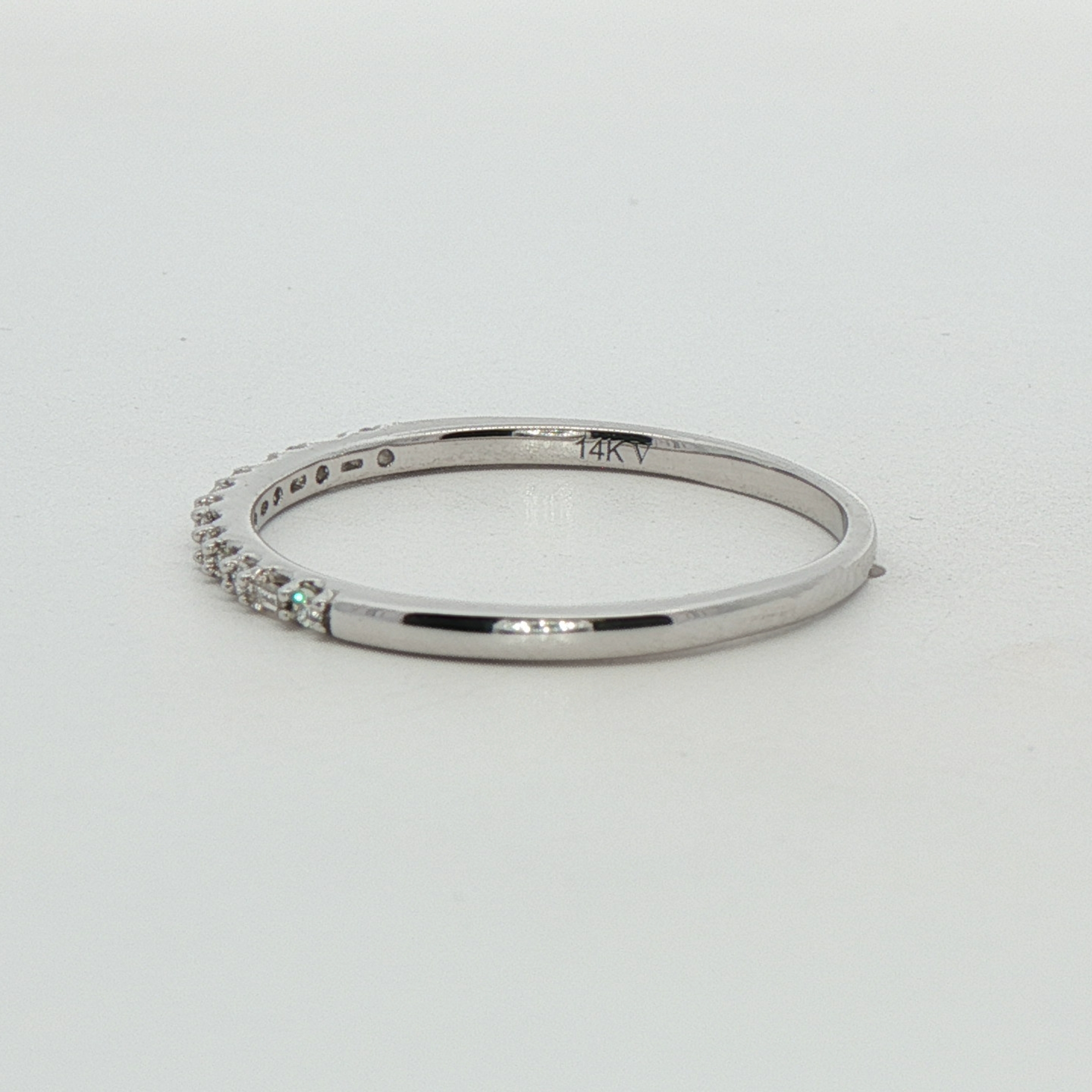 14k White Gold Round And Baguette Diamond Wedding Band