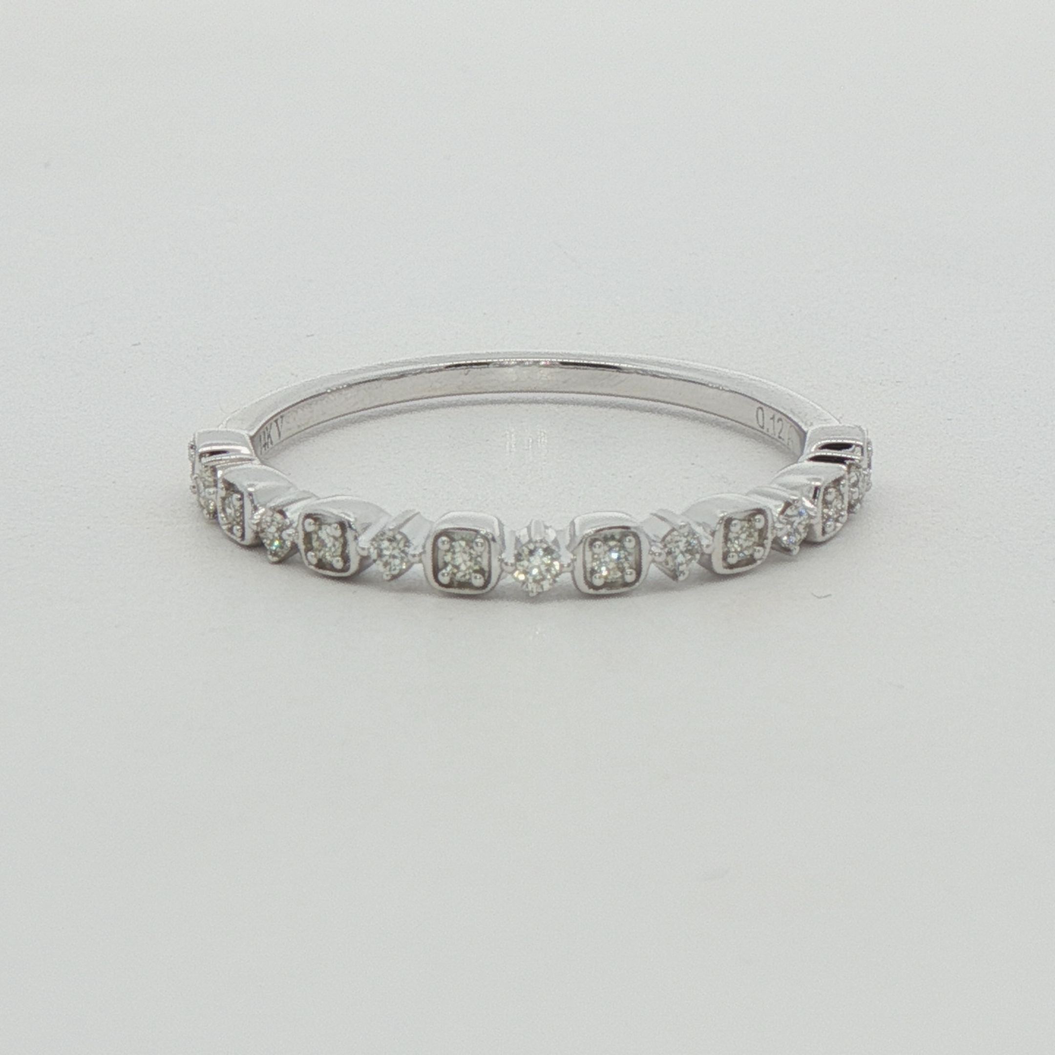 14k White Gold Diamond Wedding Band