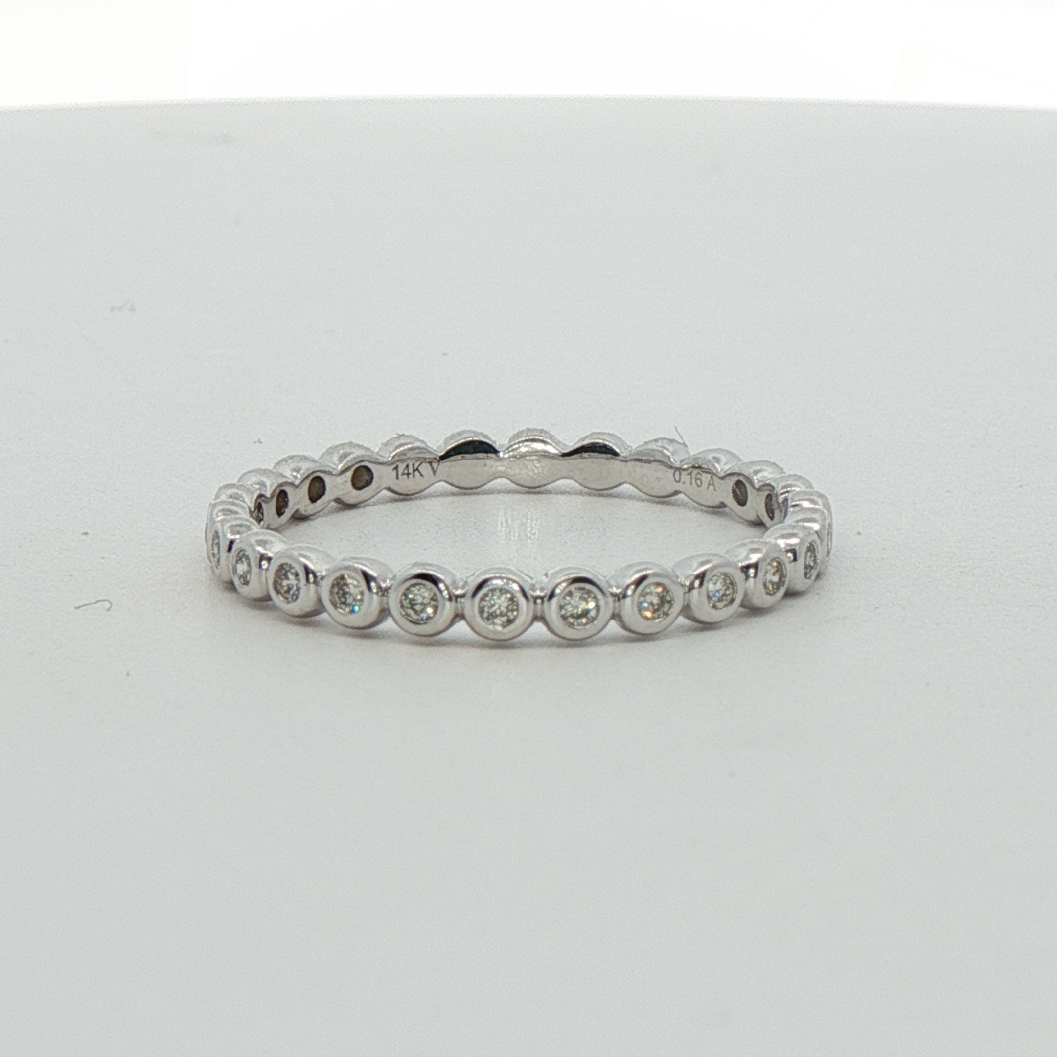 14k White Gold Diamond Wedding Band