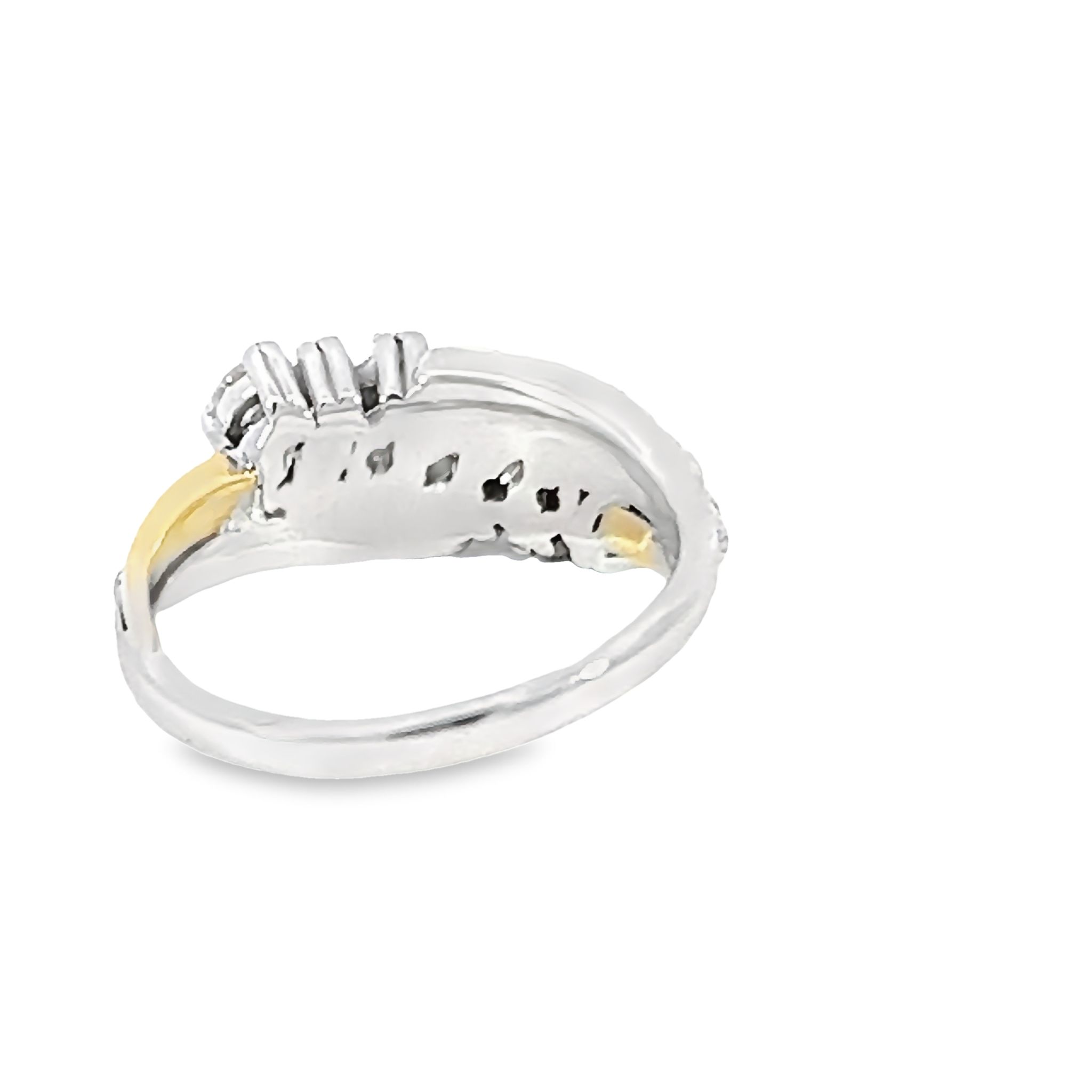 14k Gold Diamond Fashion Ring