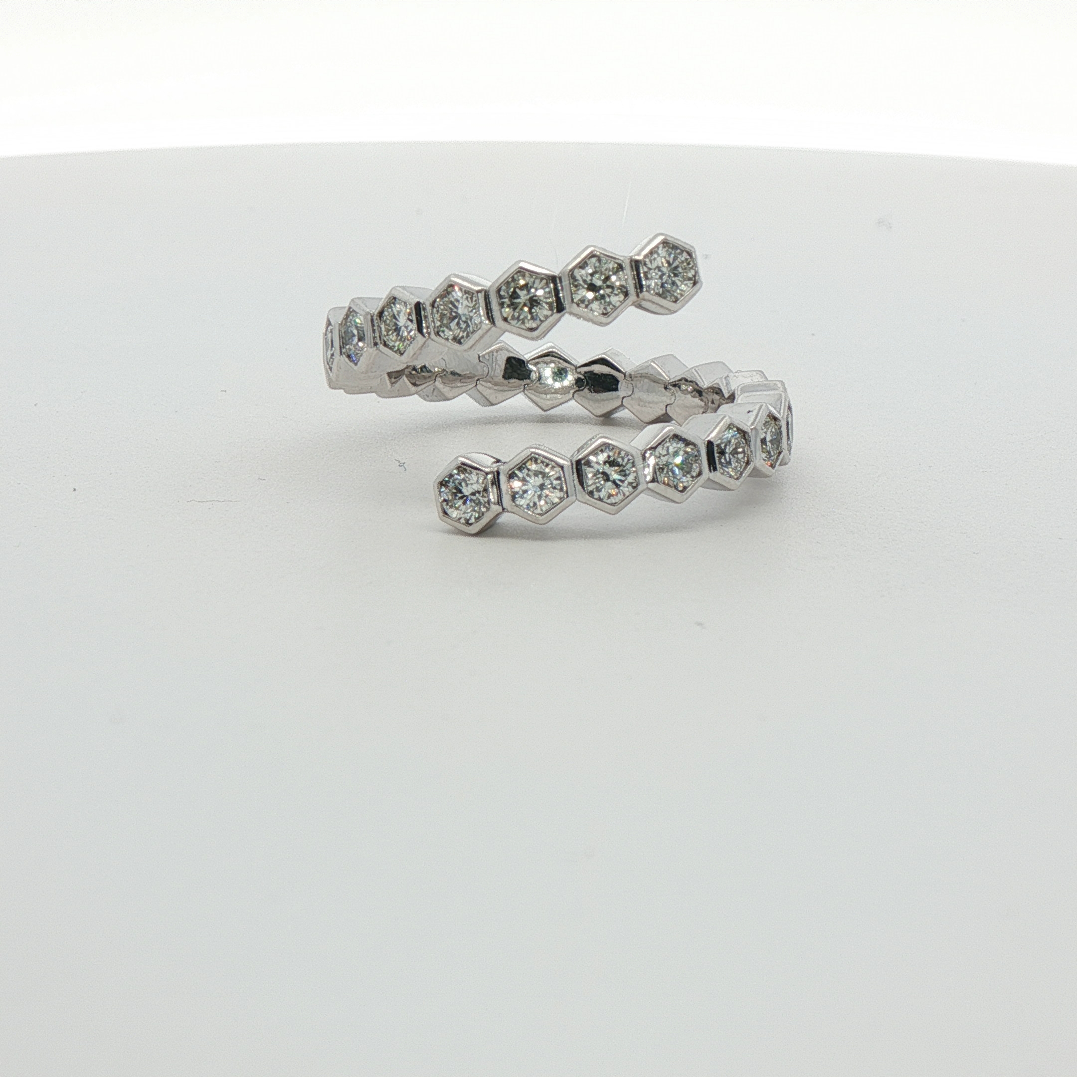 14k White Gold Diamond Flexi Fashion Ring