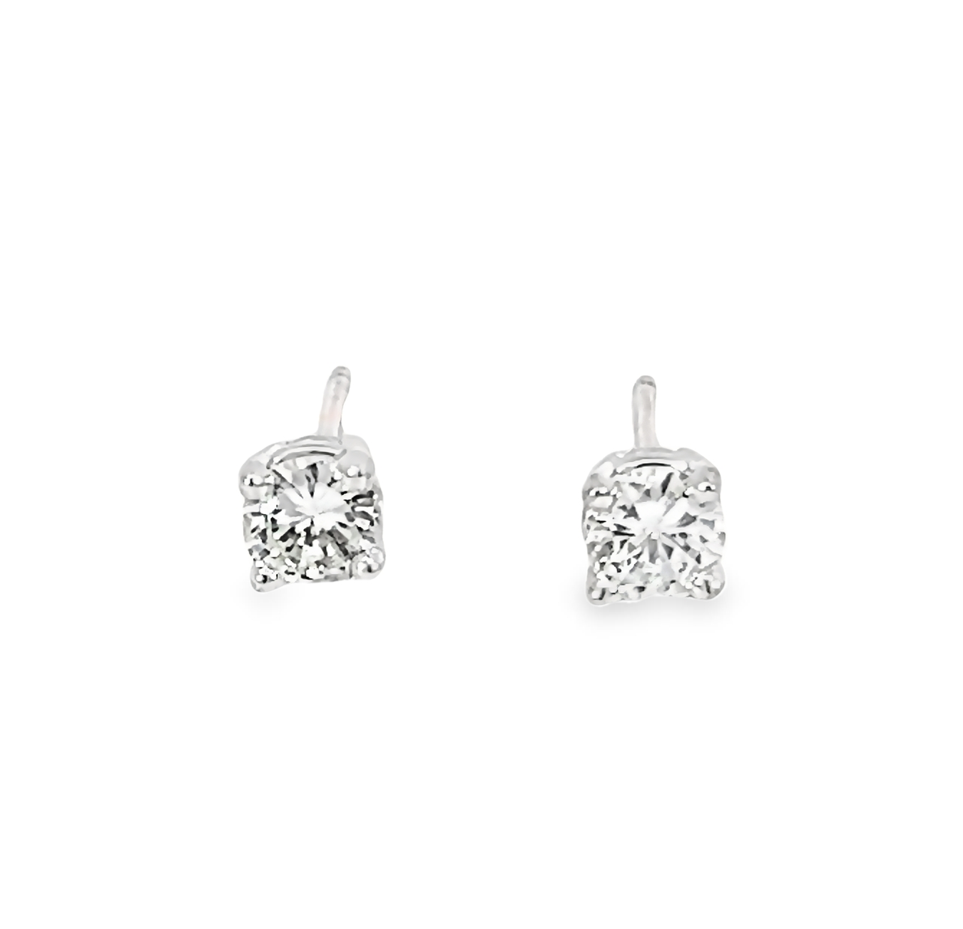 14k White Gold Diamond Stud Earrings