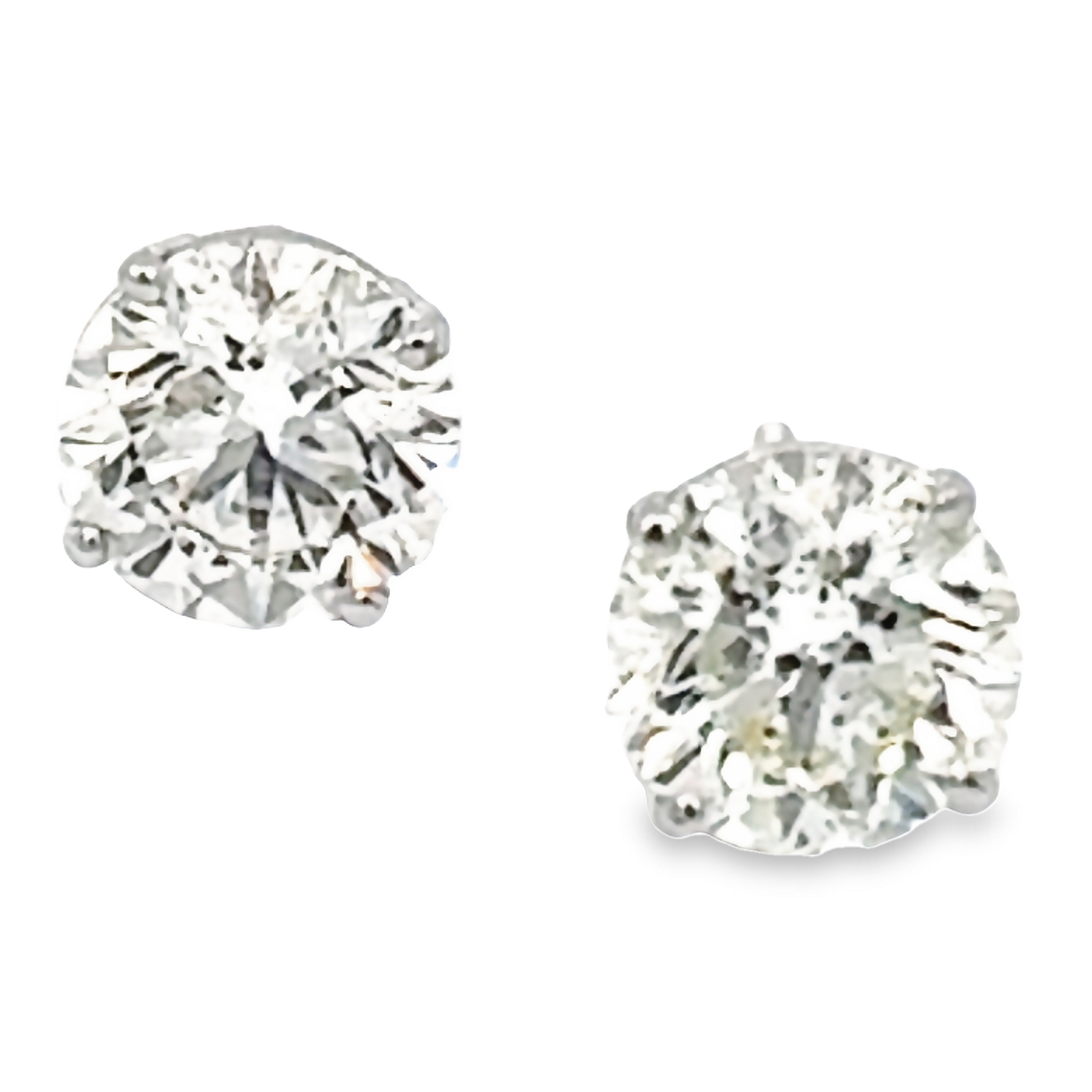 14k White Gold Diamond Stud Earrings