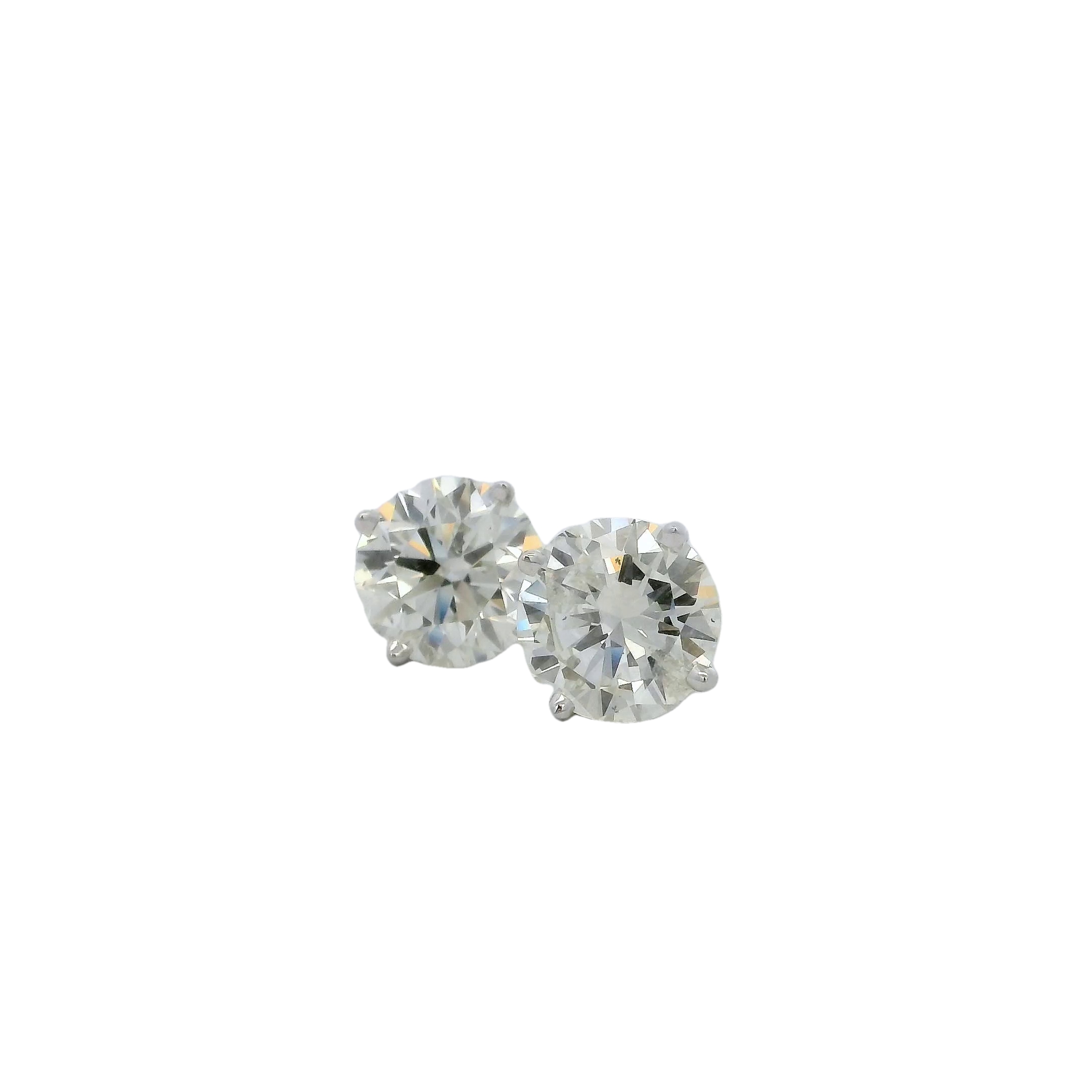 14k White Gold Diamond Stud Earrings