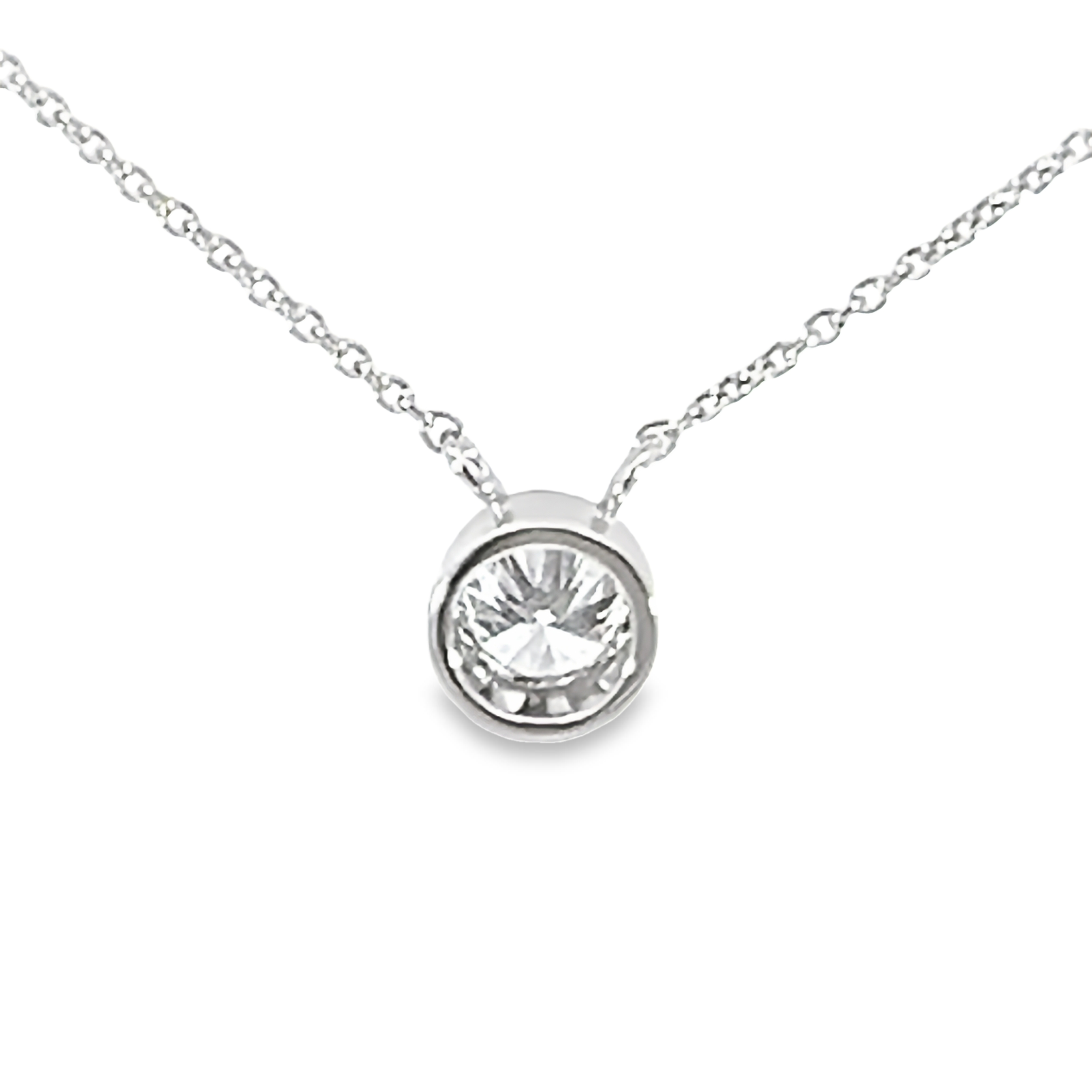 14k White Gold Diamond Pendant Necklace