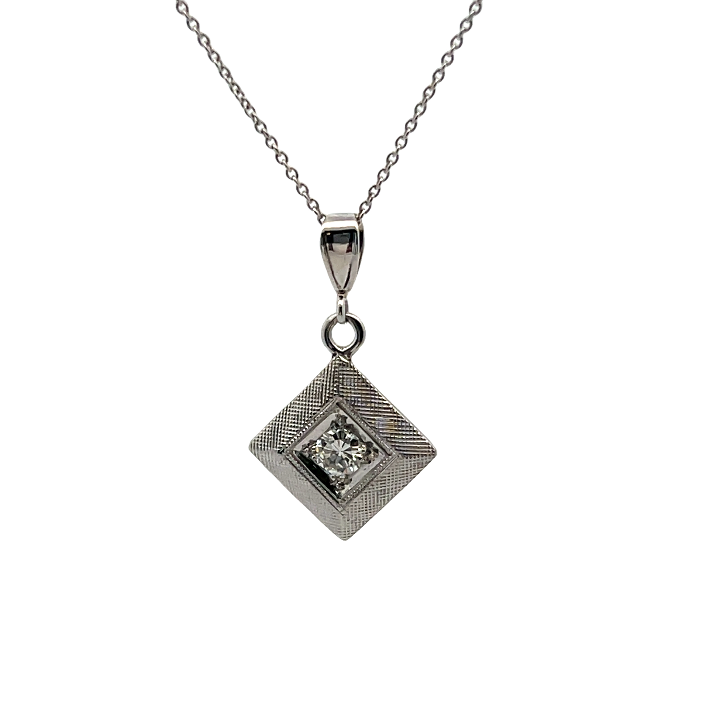 LADIES SOLITAIRE PENDANT WITH CHAIN 0.15CT ROUND DIAMOND 14K WHITE GOLD LADIES SOLITAIRE PENDANT WITH CHAIN 0.15CT ROUND DIAMOND 14K WHITE GOLD
